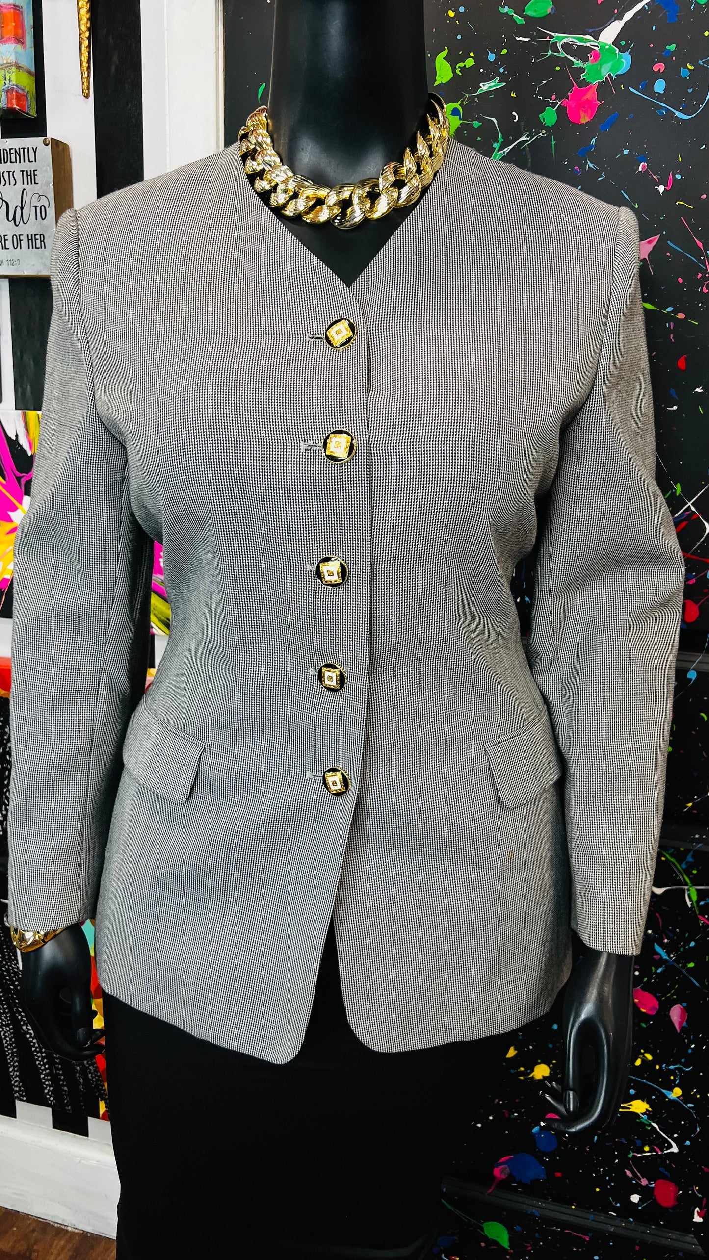 Vintage Black & White Pin Striped Blazer (16)