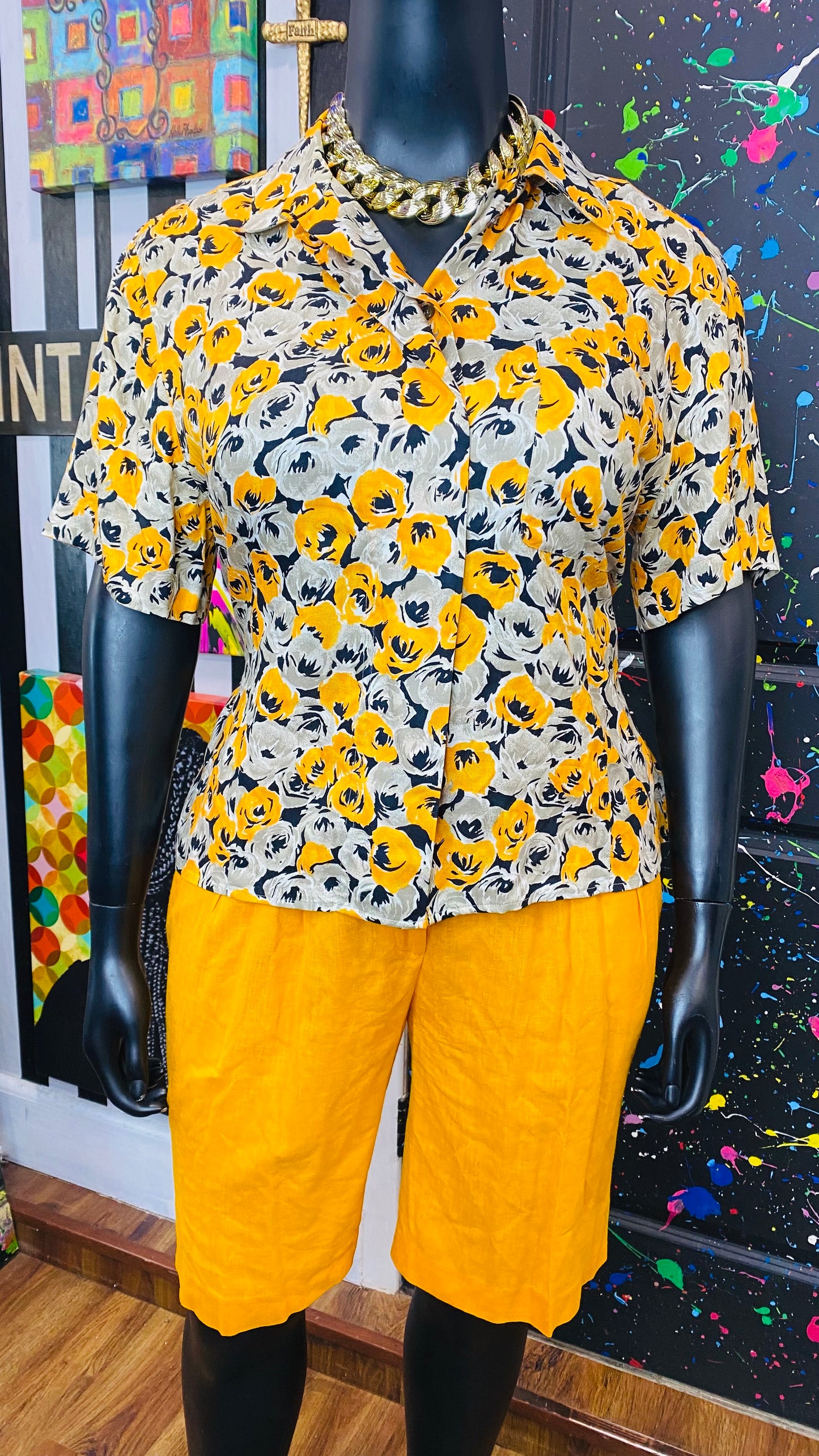 Vintage Yellow, Tan & Black Shorts Set (16)