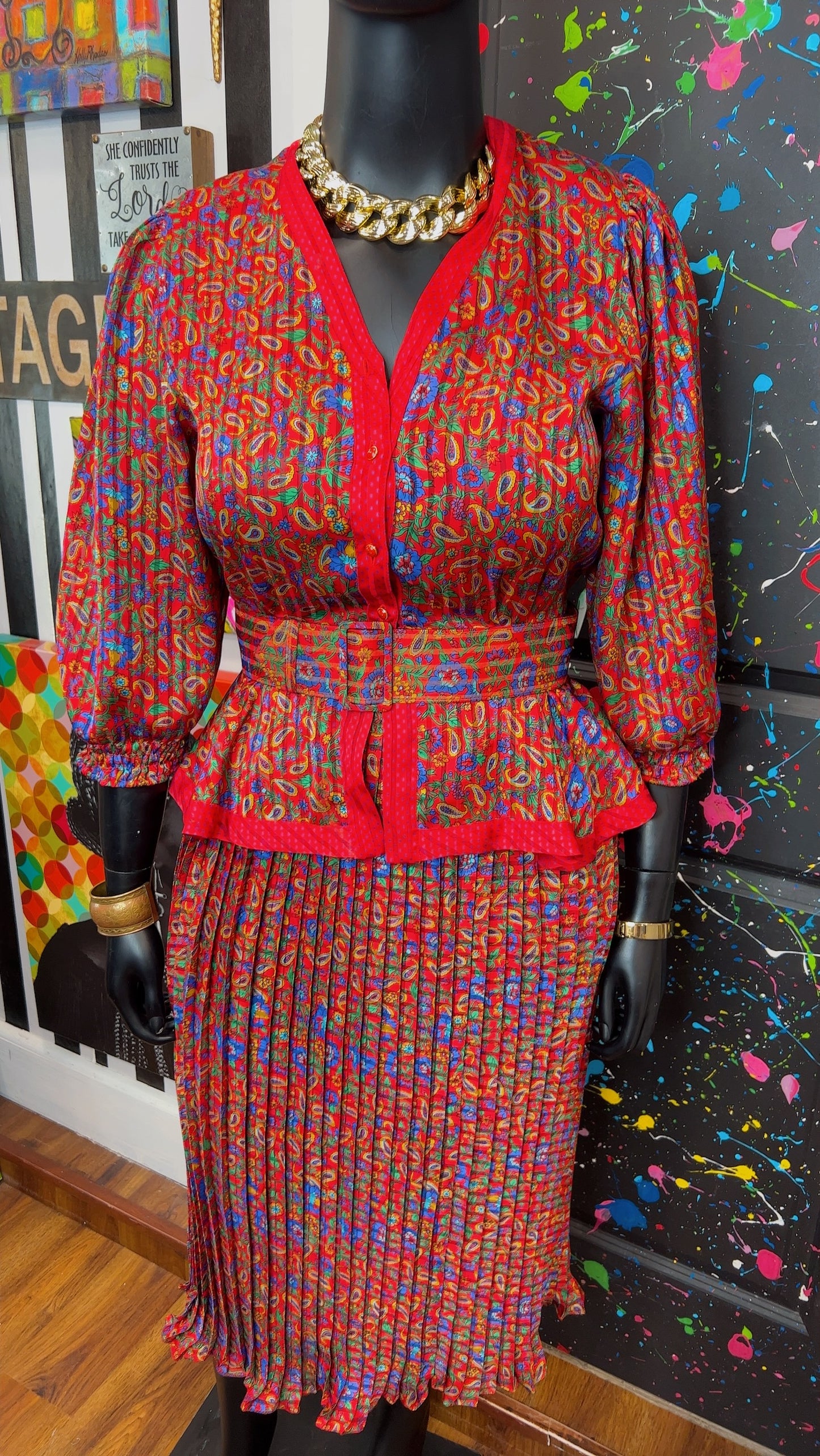 Vintage Diane Freis Skirt Set w/ Belt (14)