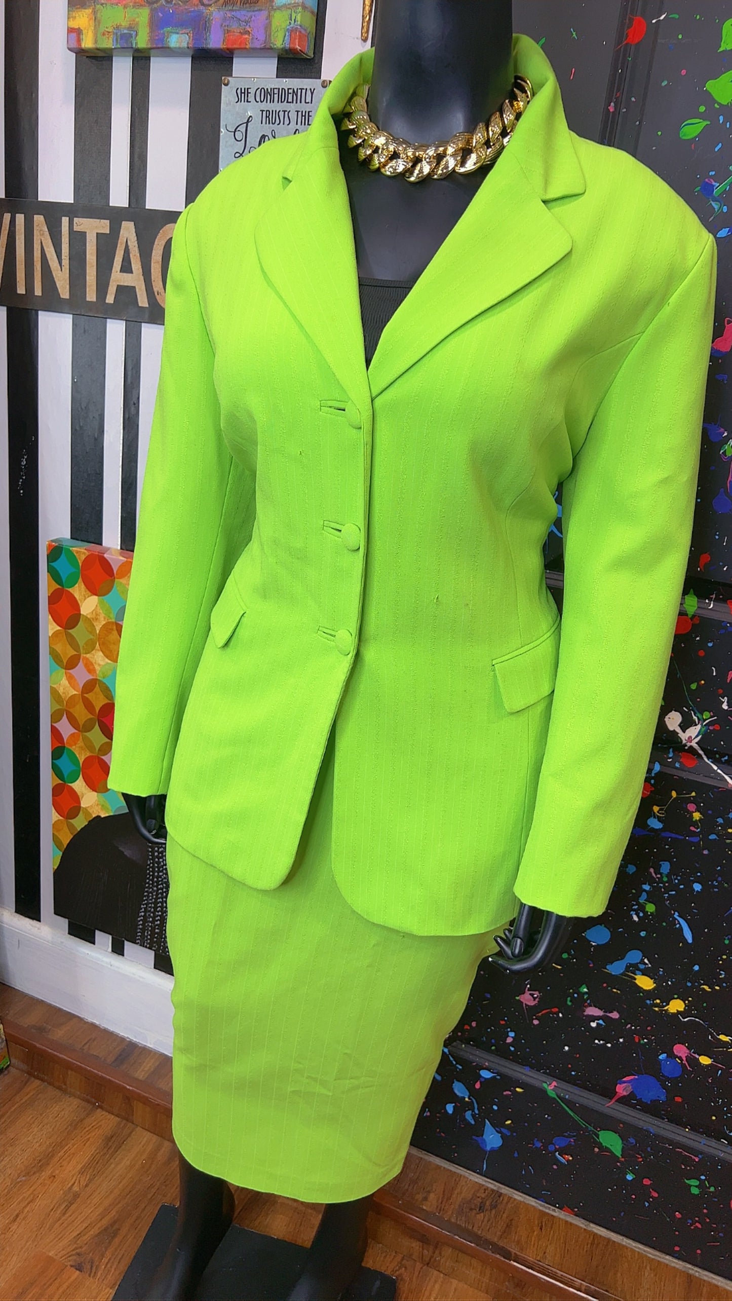 Vintage Green Skirt Suit (20)