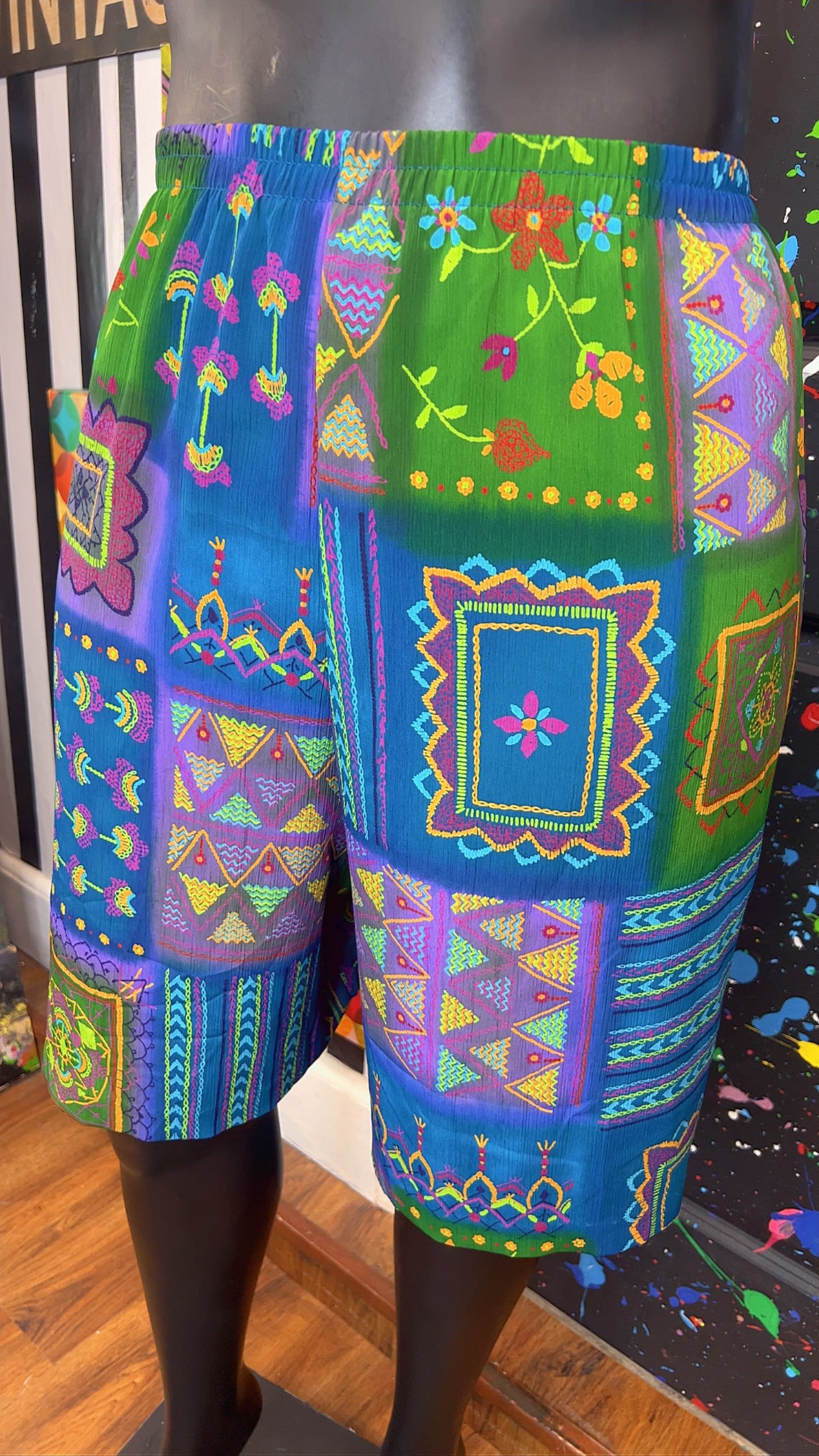 Vintage Abstract Shorts (20)