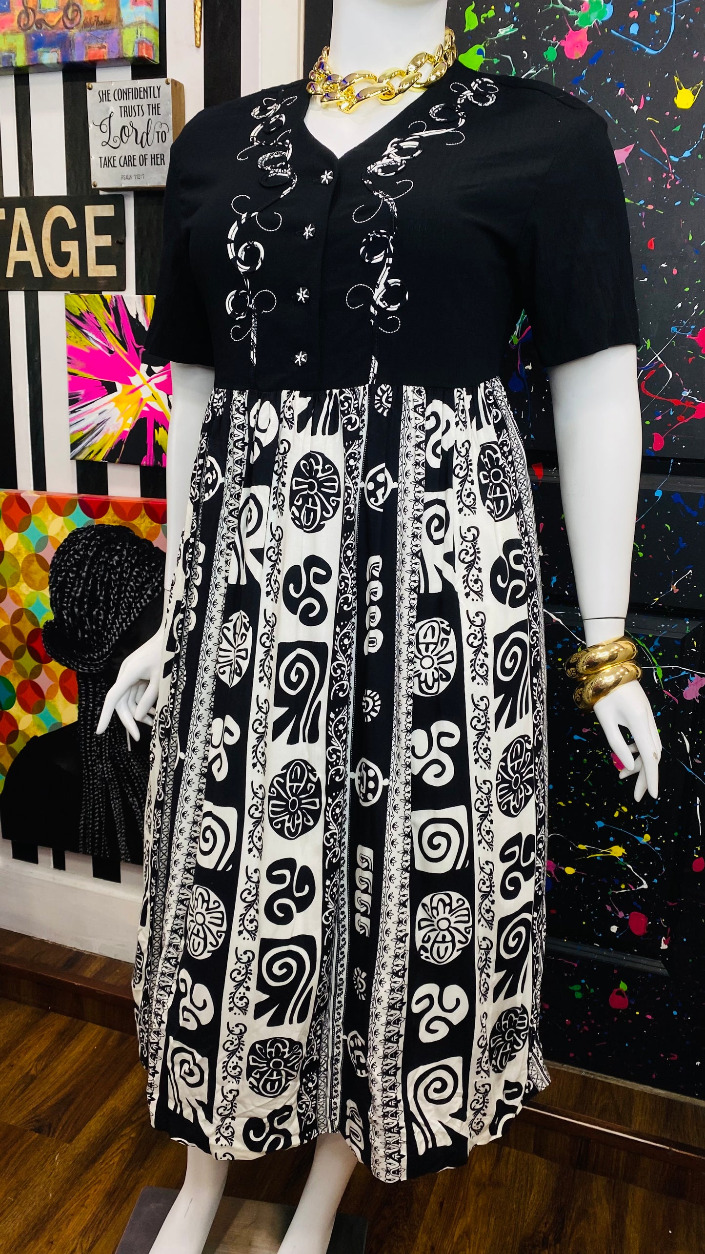 Vintage Black & White Dress (14)