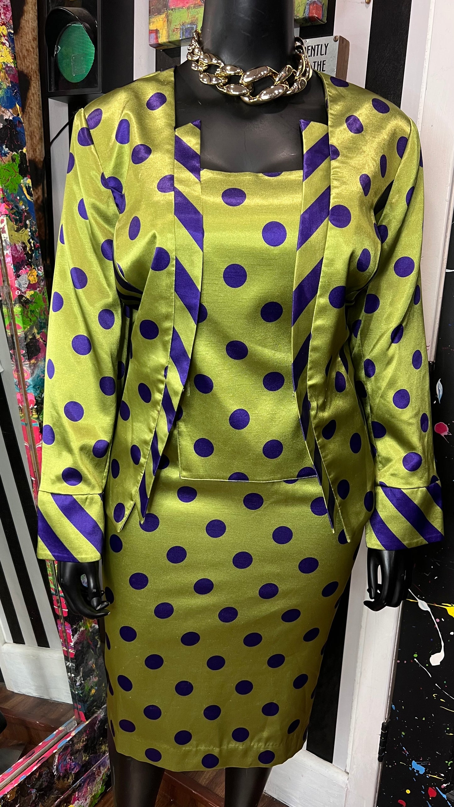Vintage Green & Purple Skit Suit (22W)