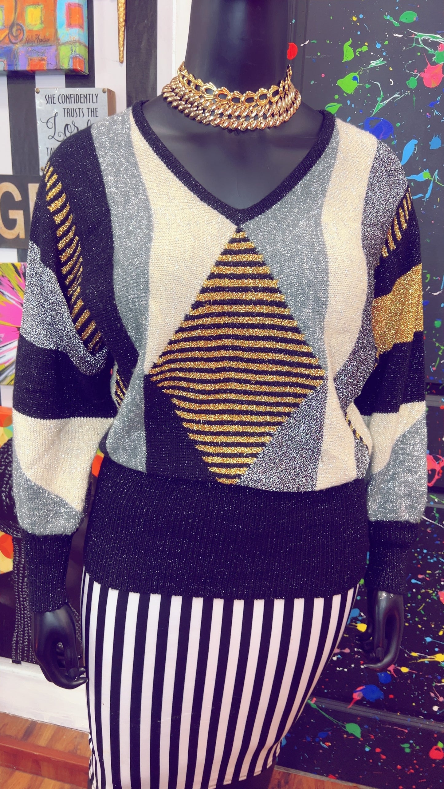 Vintage IB Diffusion Gold & Black Sweater (18)
