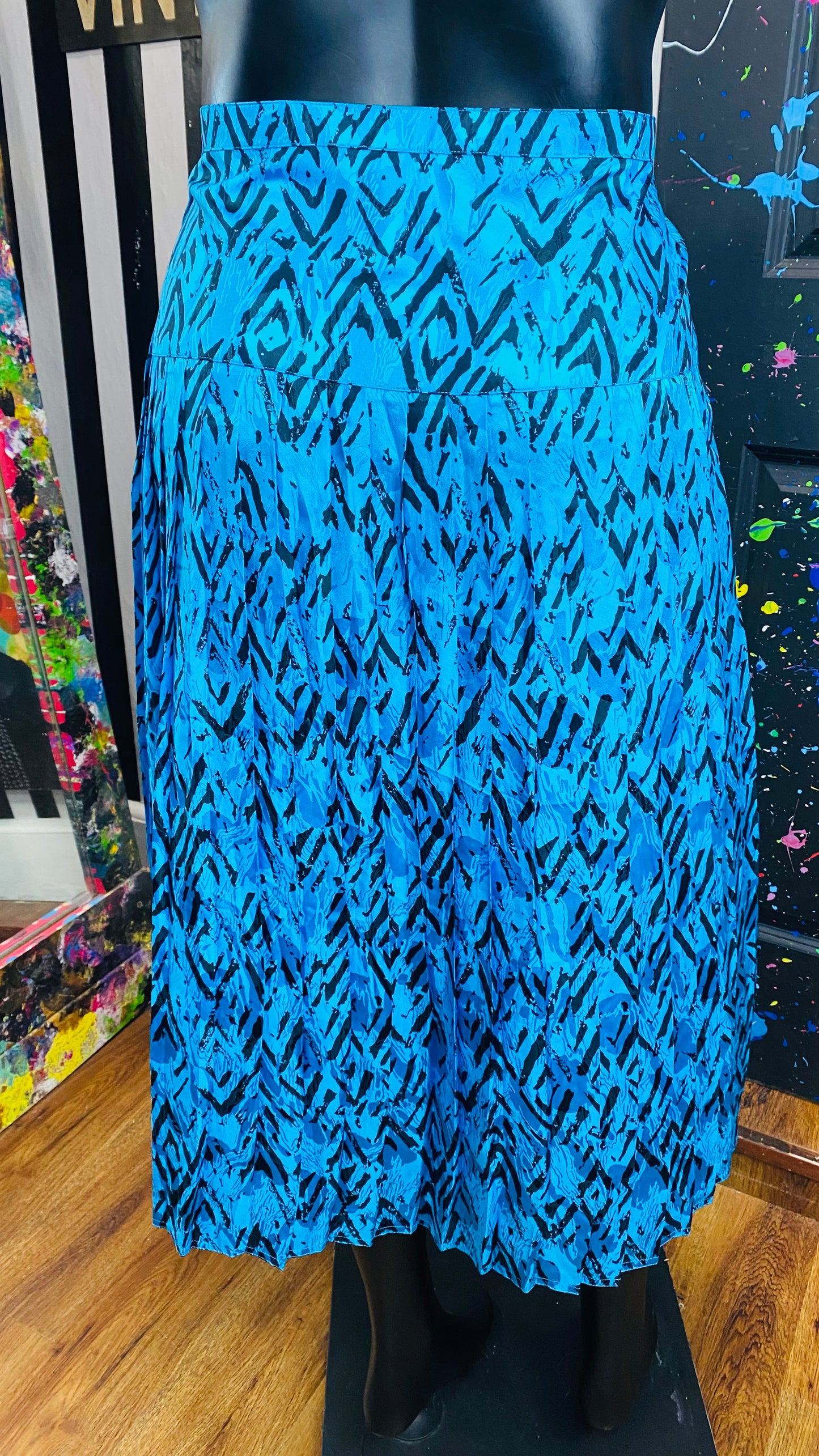 Vintage 100% Silk Skirt Suit (14)