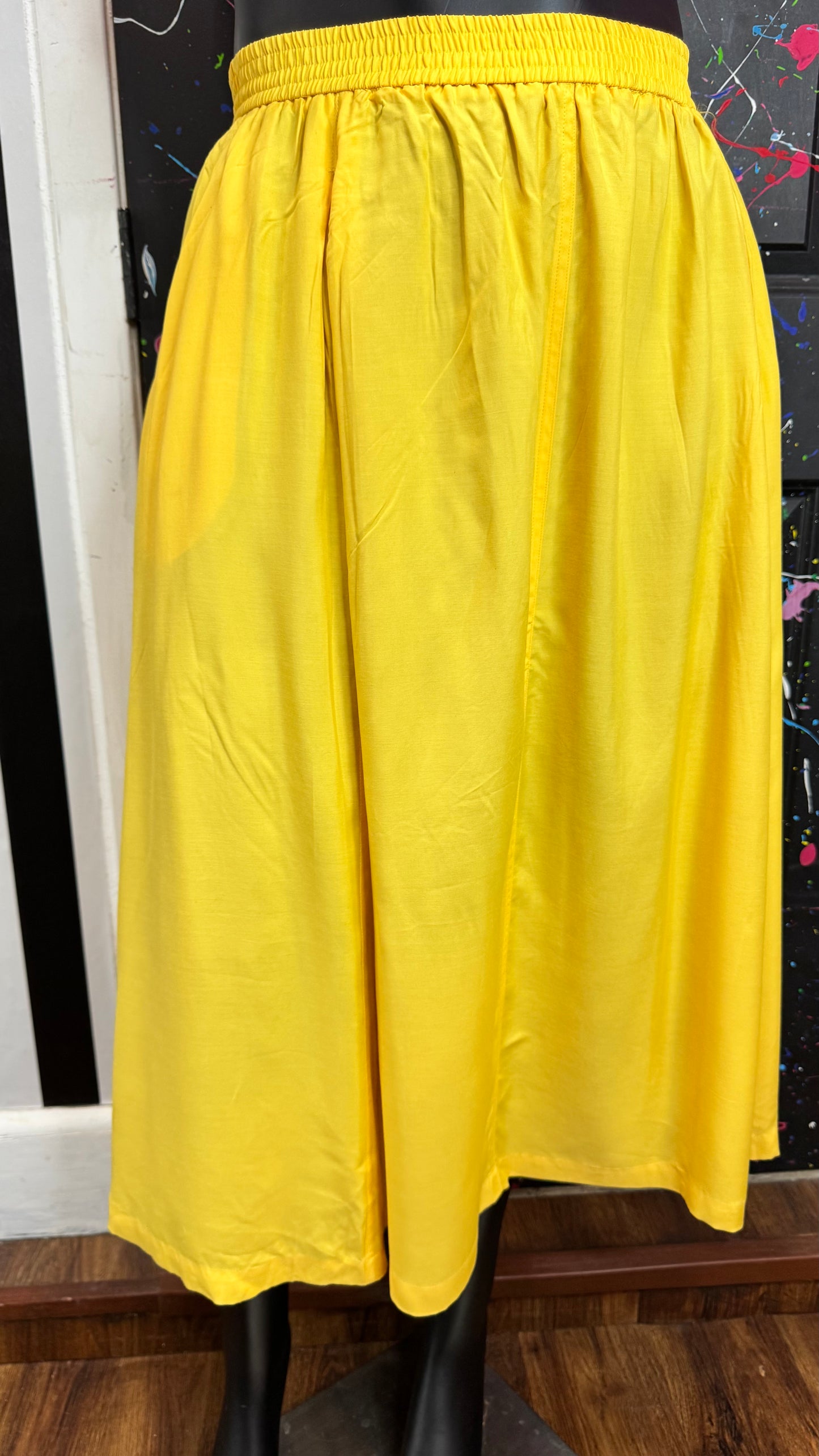Vintage Rayon Yellow Flowy Skirt (24W)