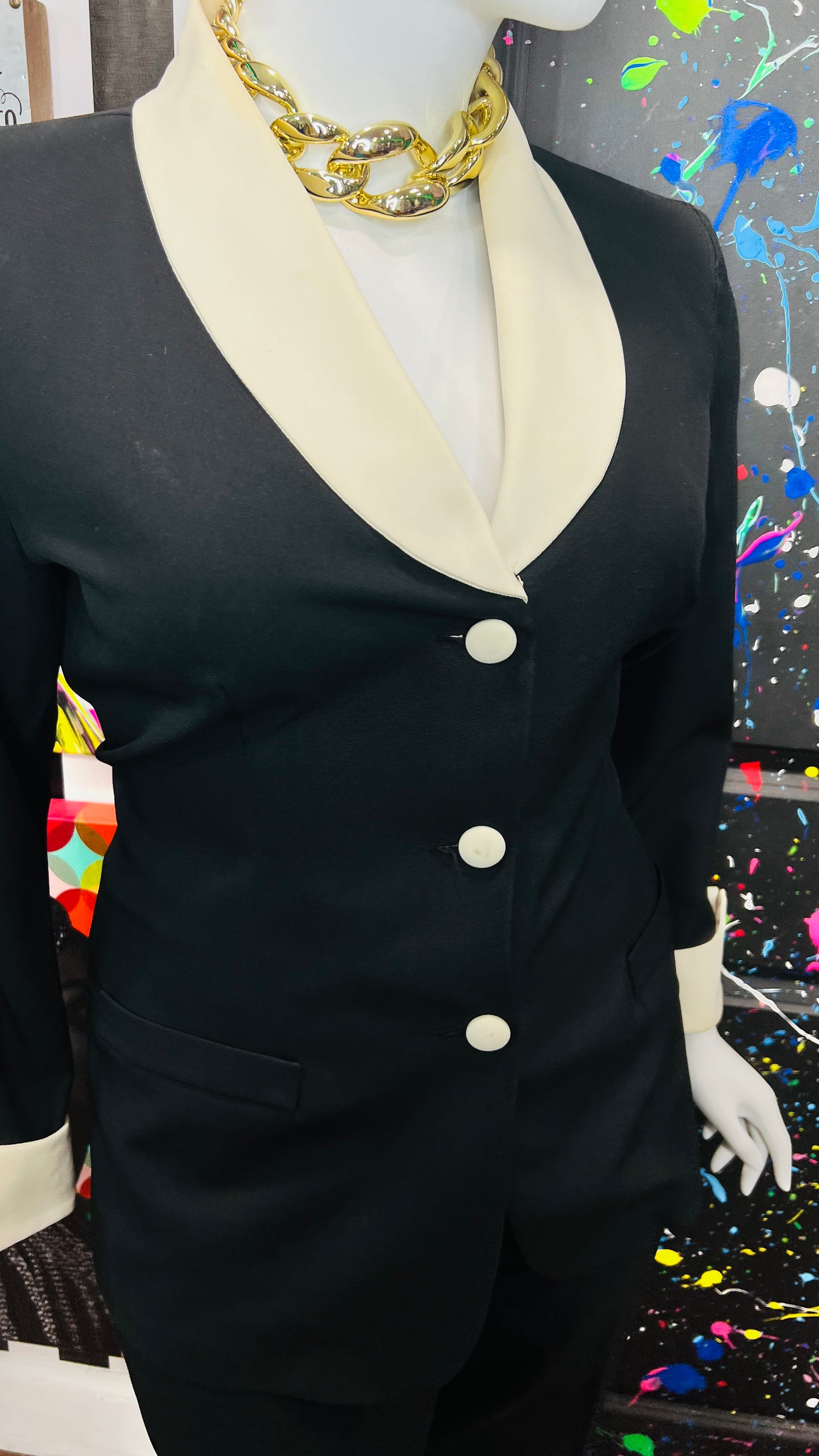 Vintage Cream & White Pants Suit (14)