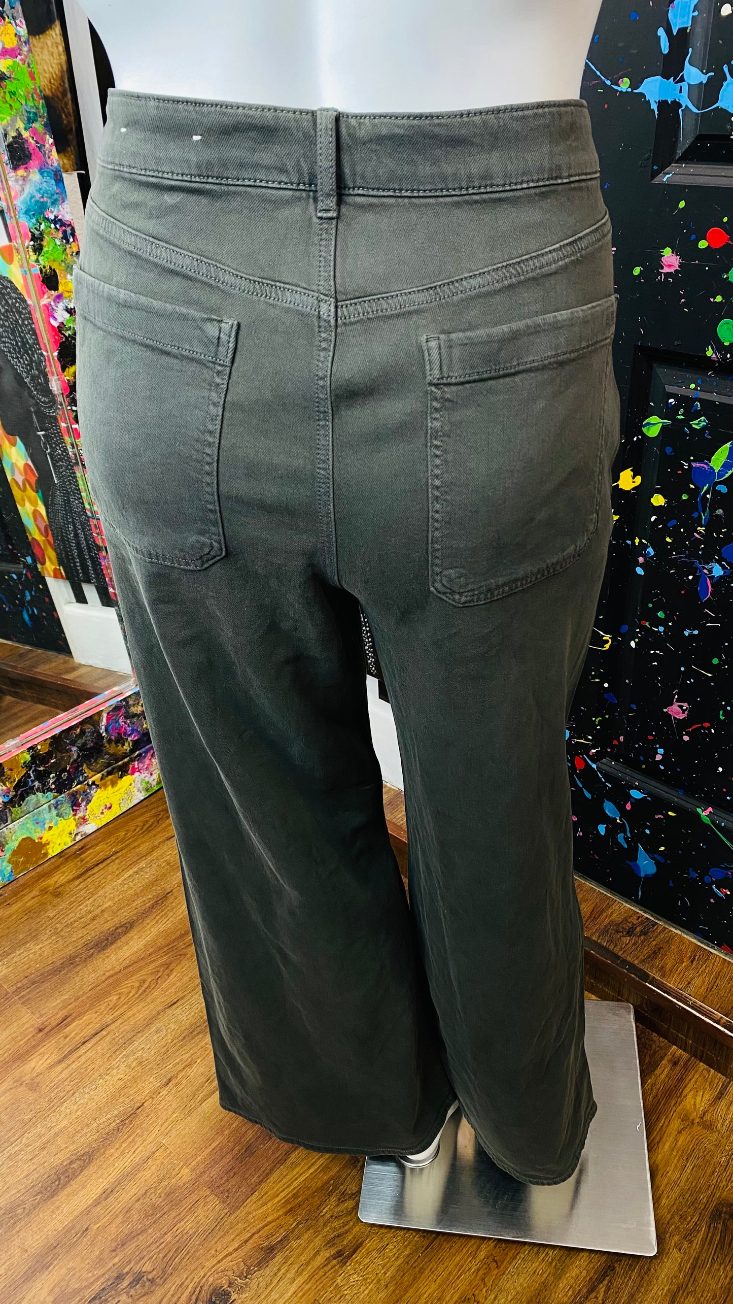 American Eagle Greyish Jeans New w/ Tags (18)