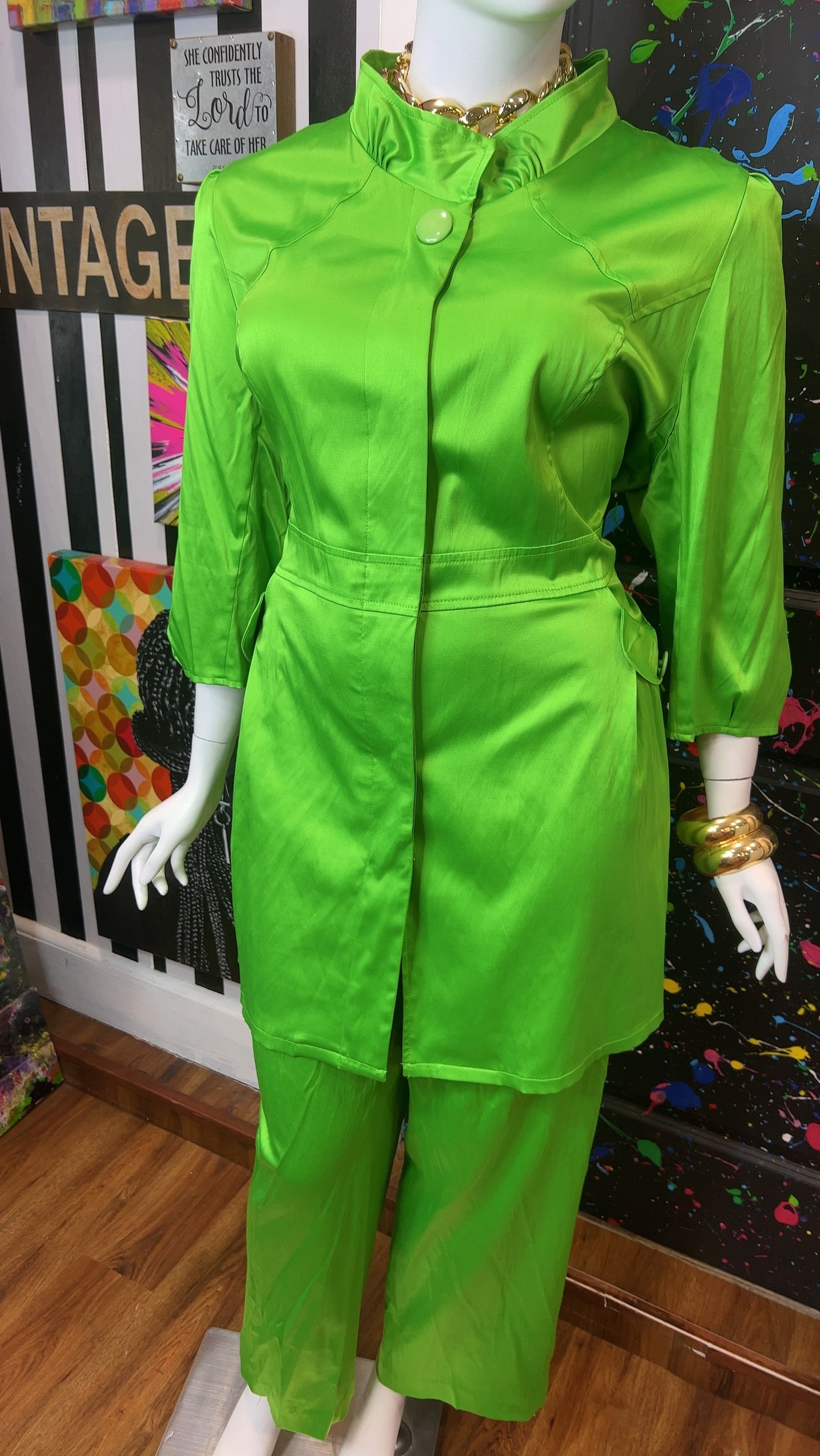Vintage Vibrant Green Pants Set (24)