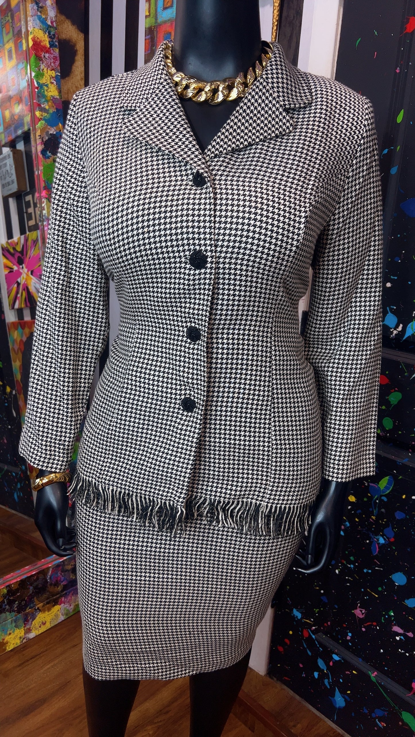 Vintage Houndstooth Black & White Skirt Suit (16W)