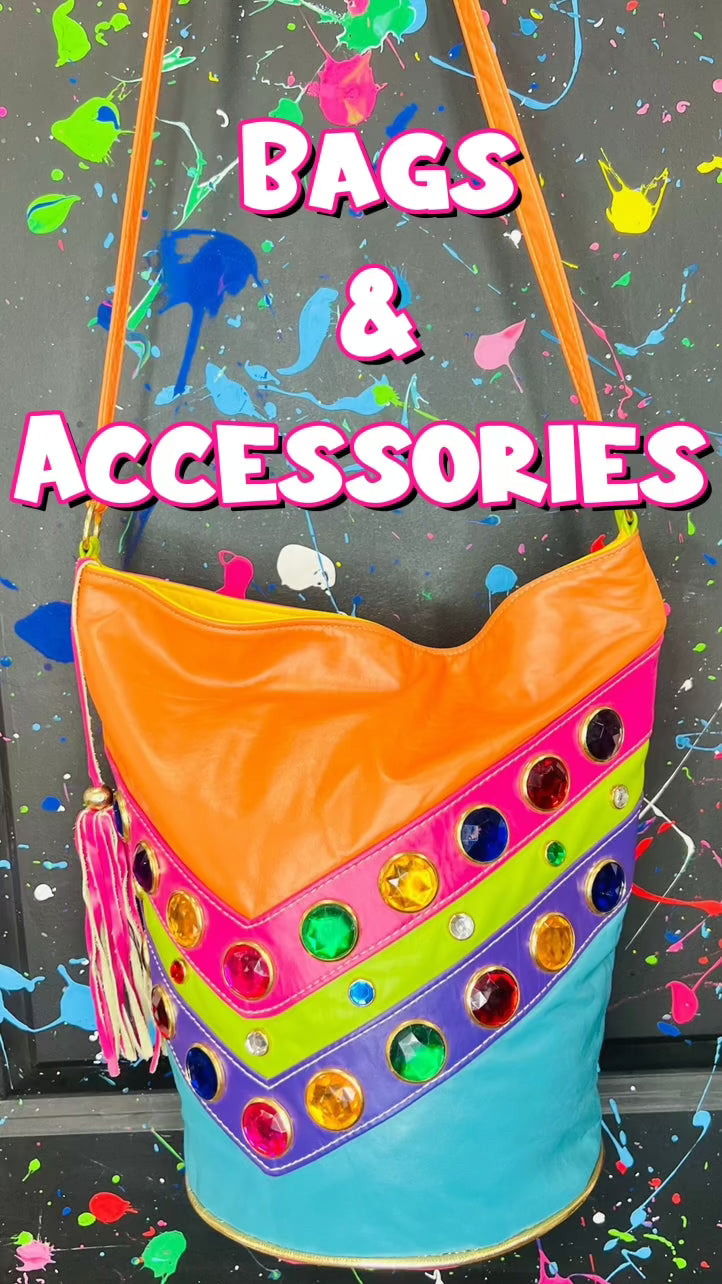 Vintage Bags & Accessories
