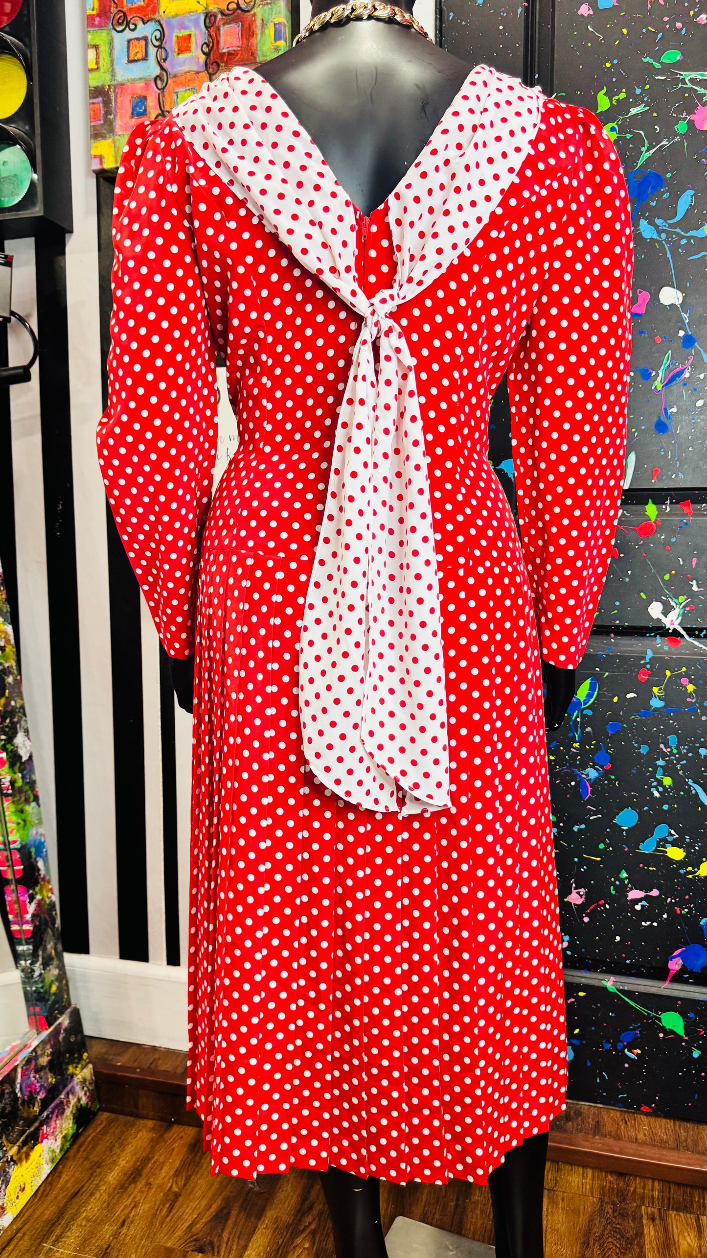 Vintage Red & White Polka Dot Dress (16)