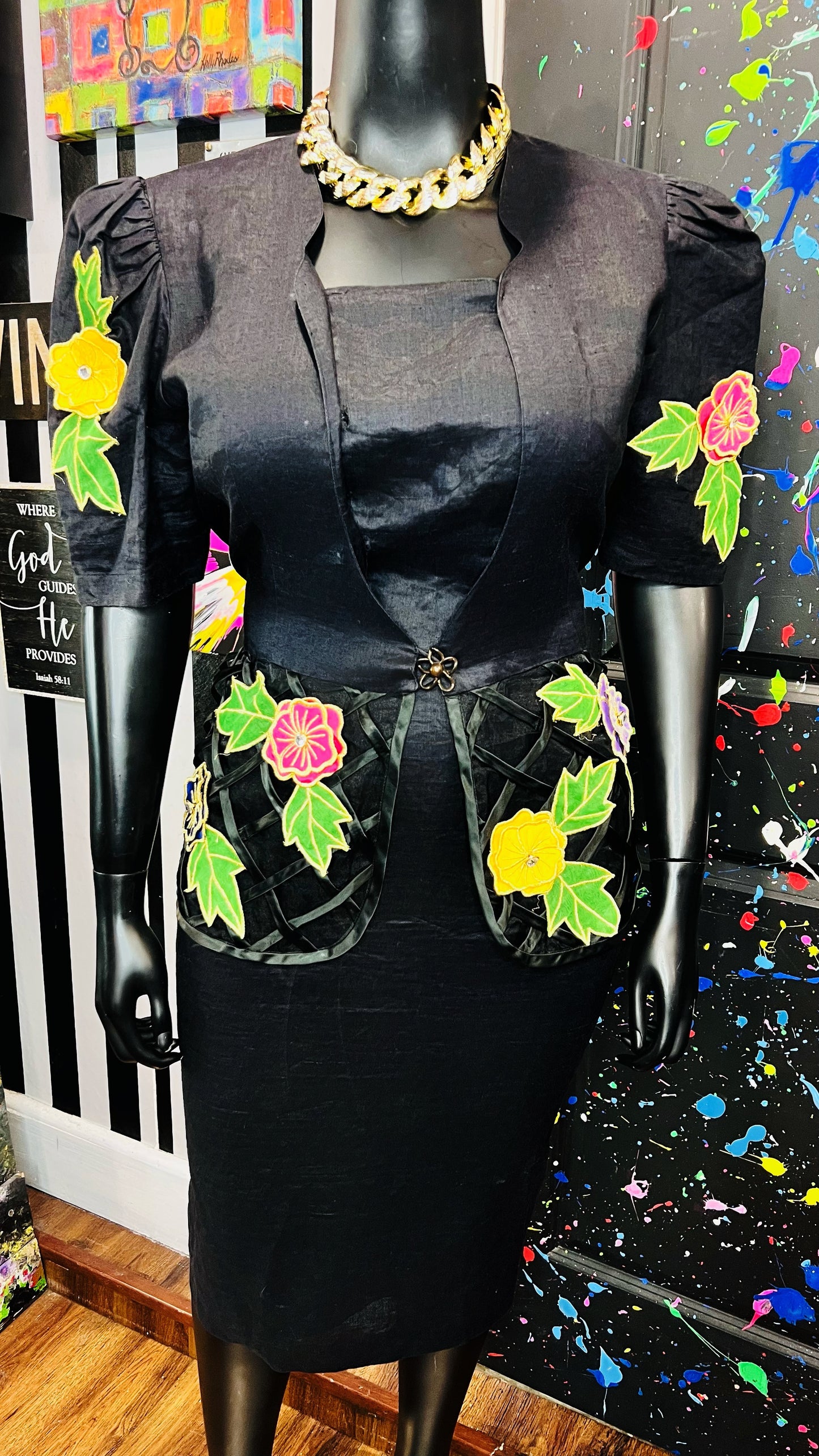 Vintage Jewel Black & Floral Set (20)