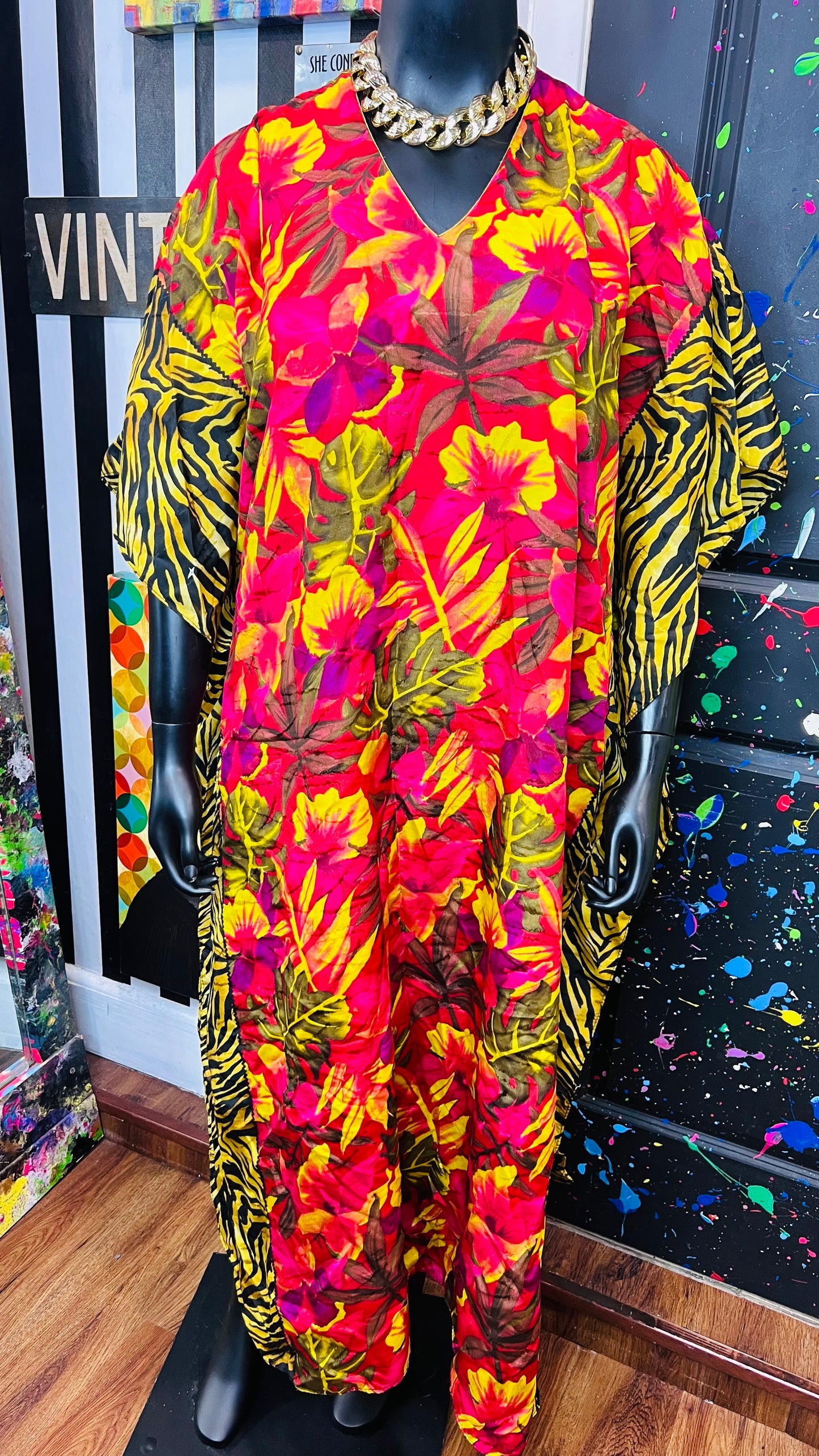 Vintage Floral & Animal Print Kaftan (OS)