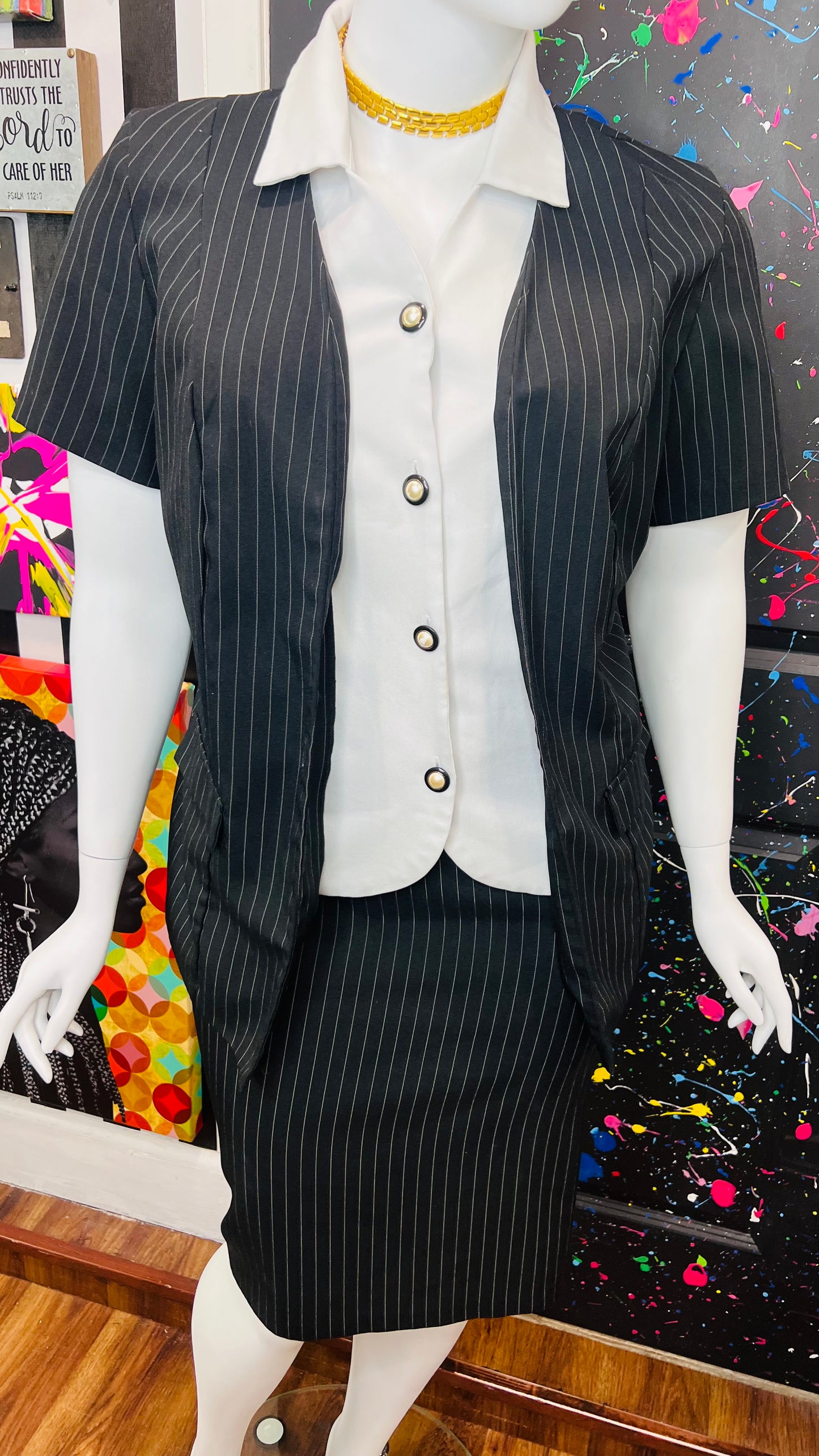 Vintage Black & White Pin Striped Suit (18W)