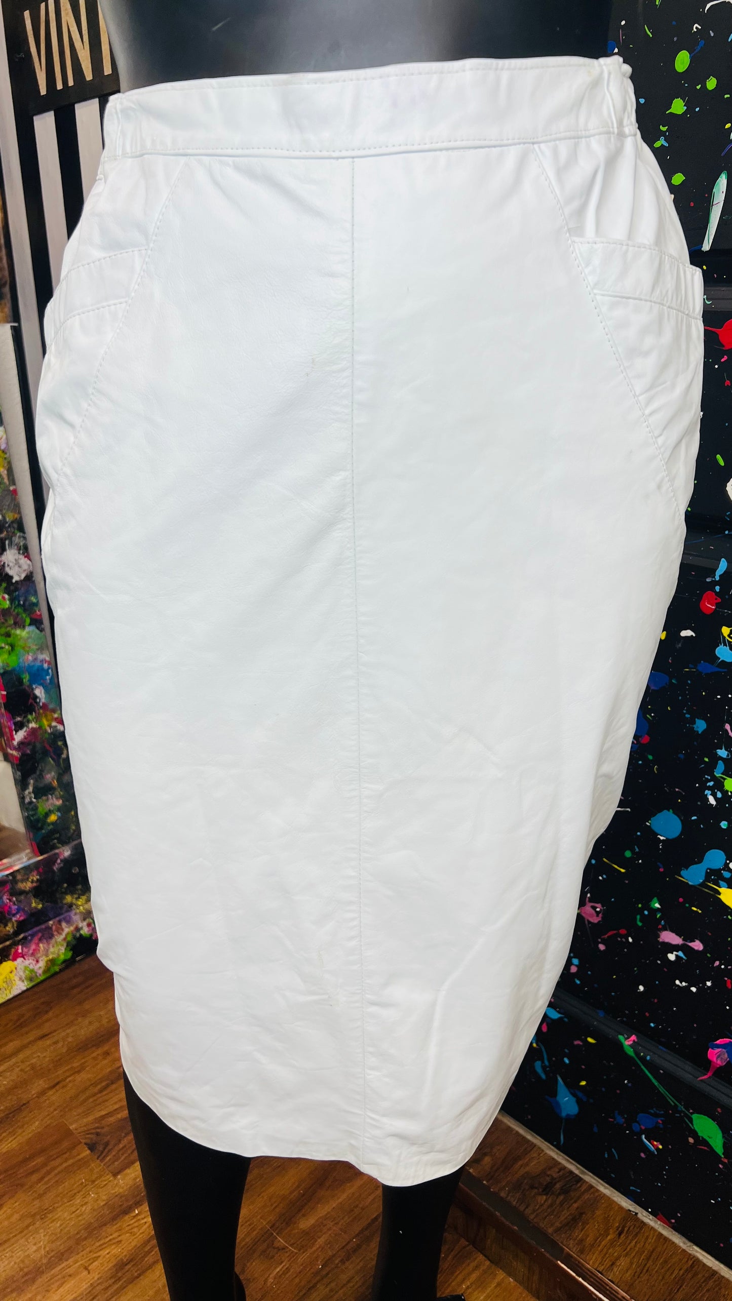 Vintage White Genuine Leather Skirt (18)