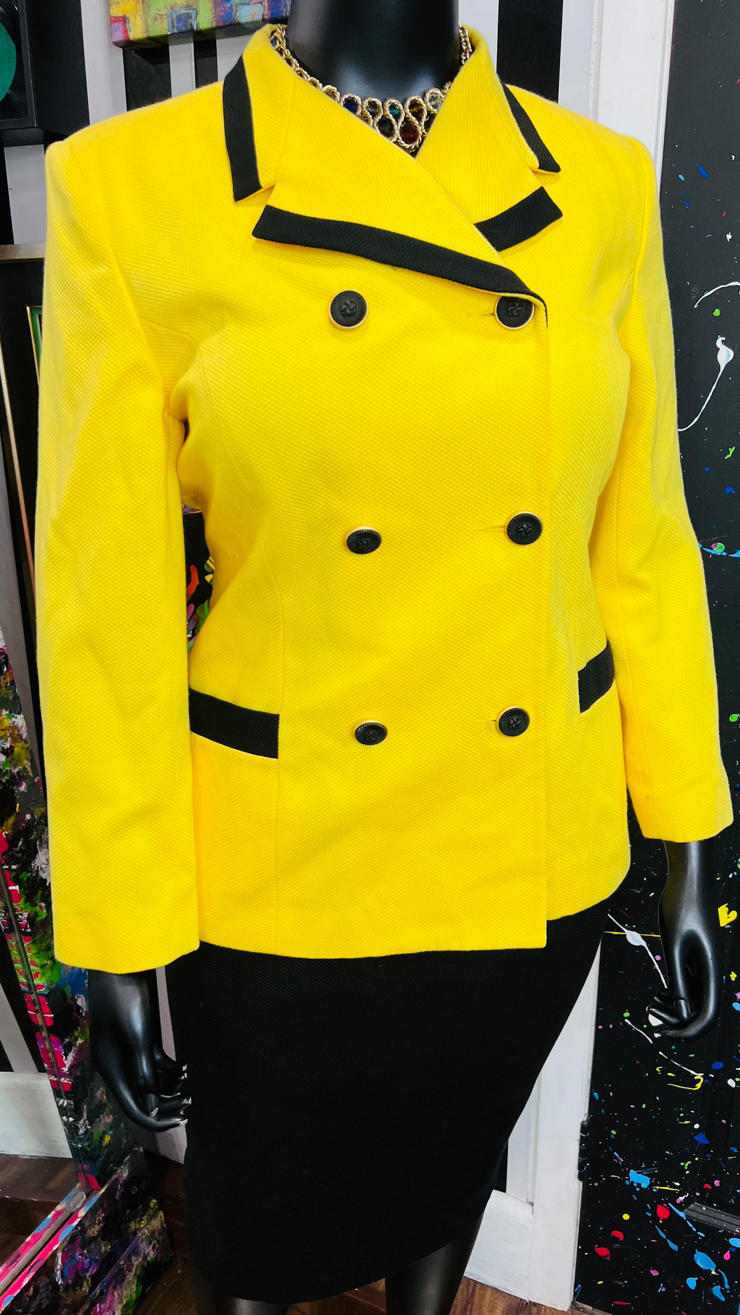 Vintage BOLD Yellow & Black Skirt Set (14)