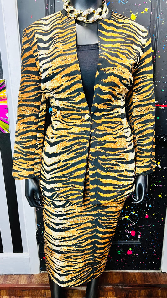 Vintage Animal Print Skirt Suit (20)