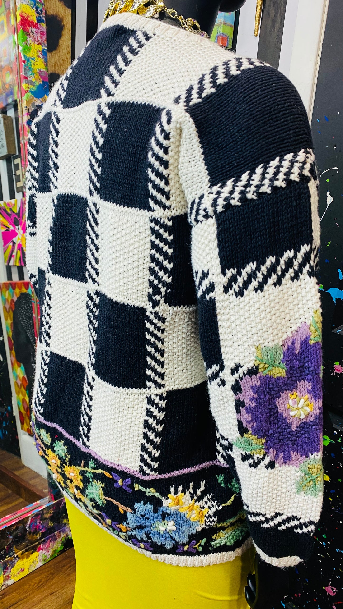 Vintage Knit Novelty Sweater (18)