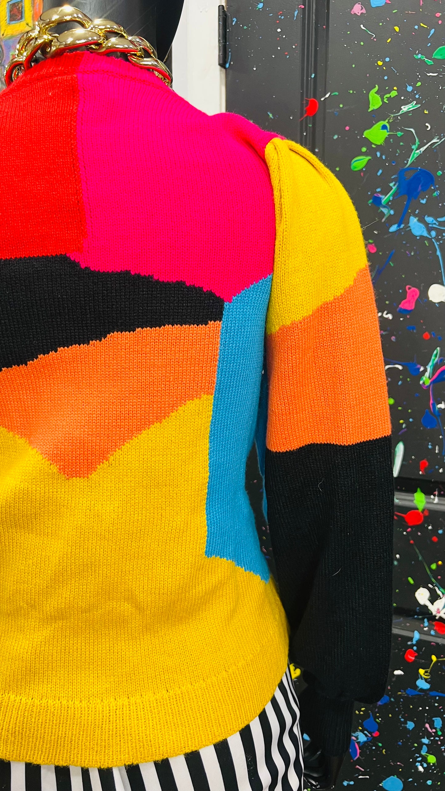 Colorful Knit Sweater (14/16)
