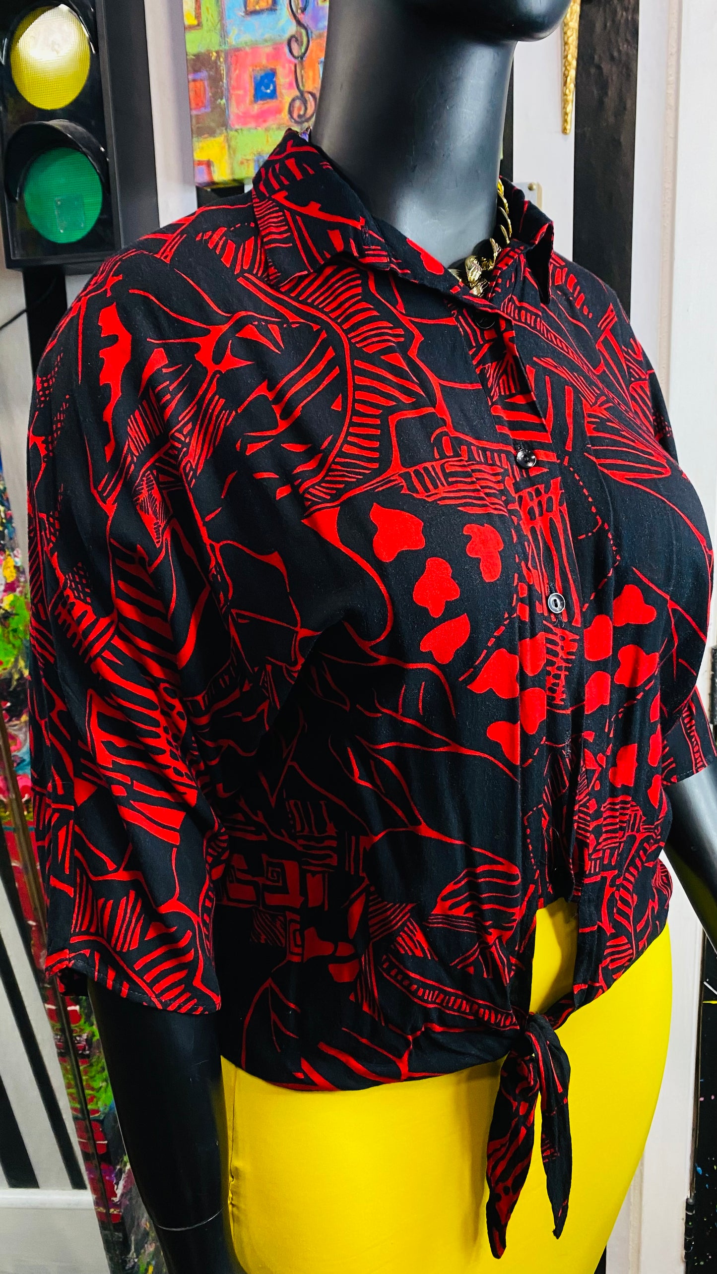 Vintage Rayon Abstract Tie Front Blouse (24)