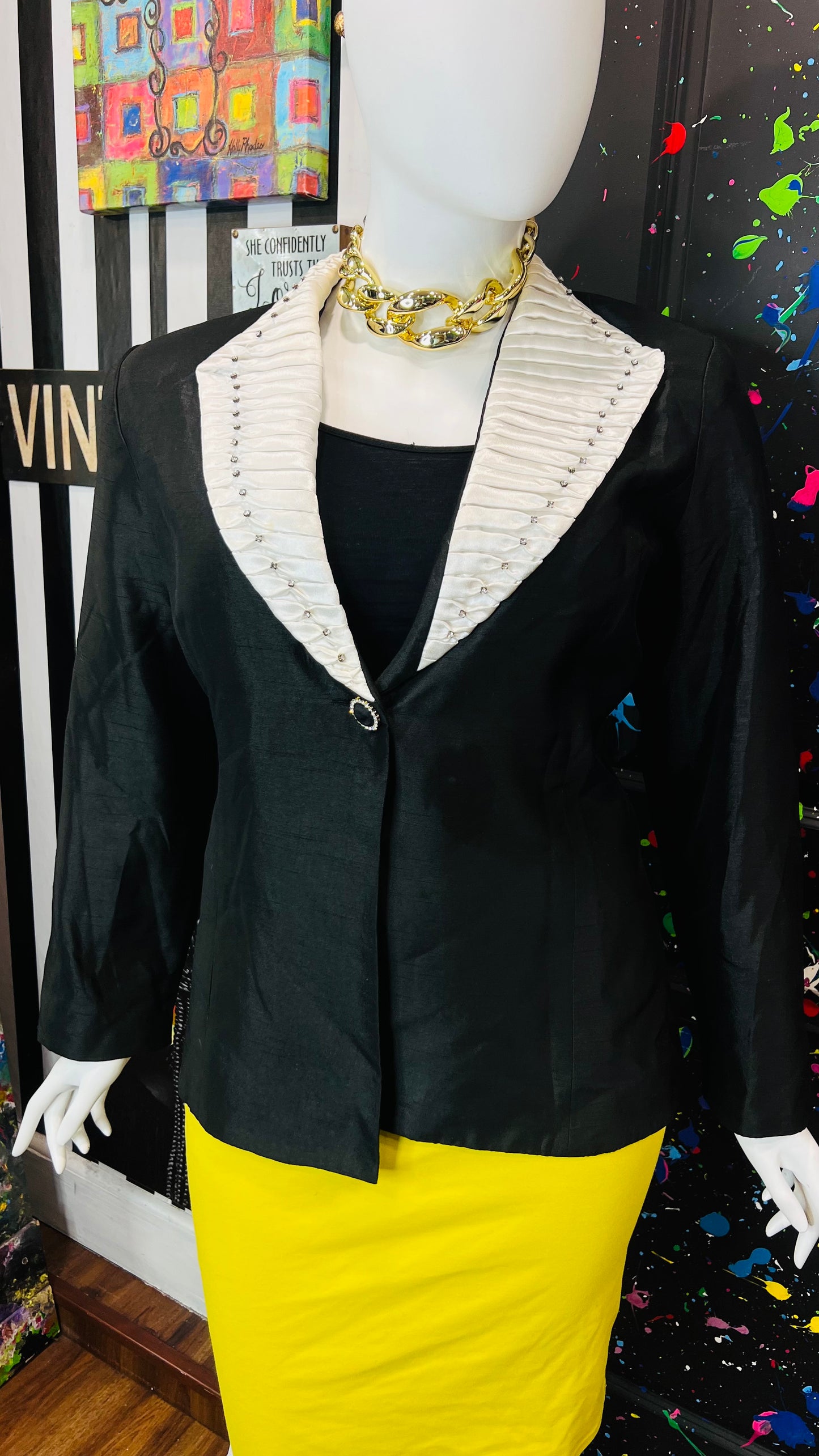 Vintage Black & White Blazer (22W)