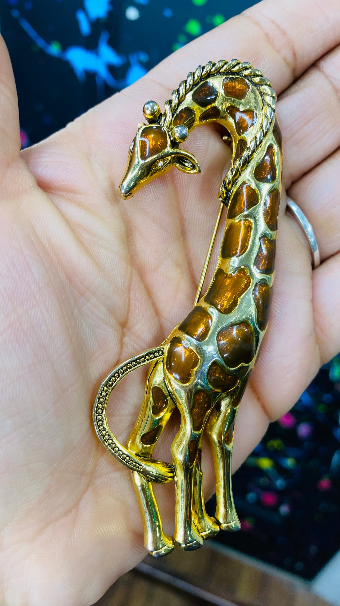 Vintage Giraffe Brooch Pin