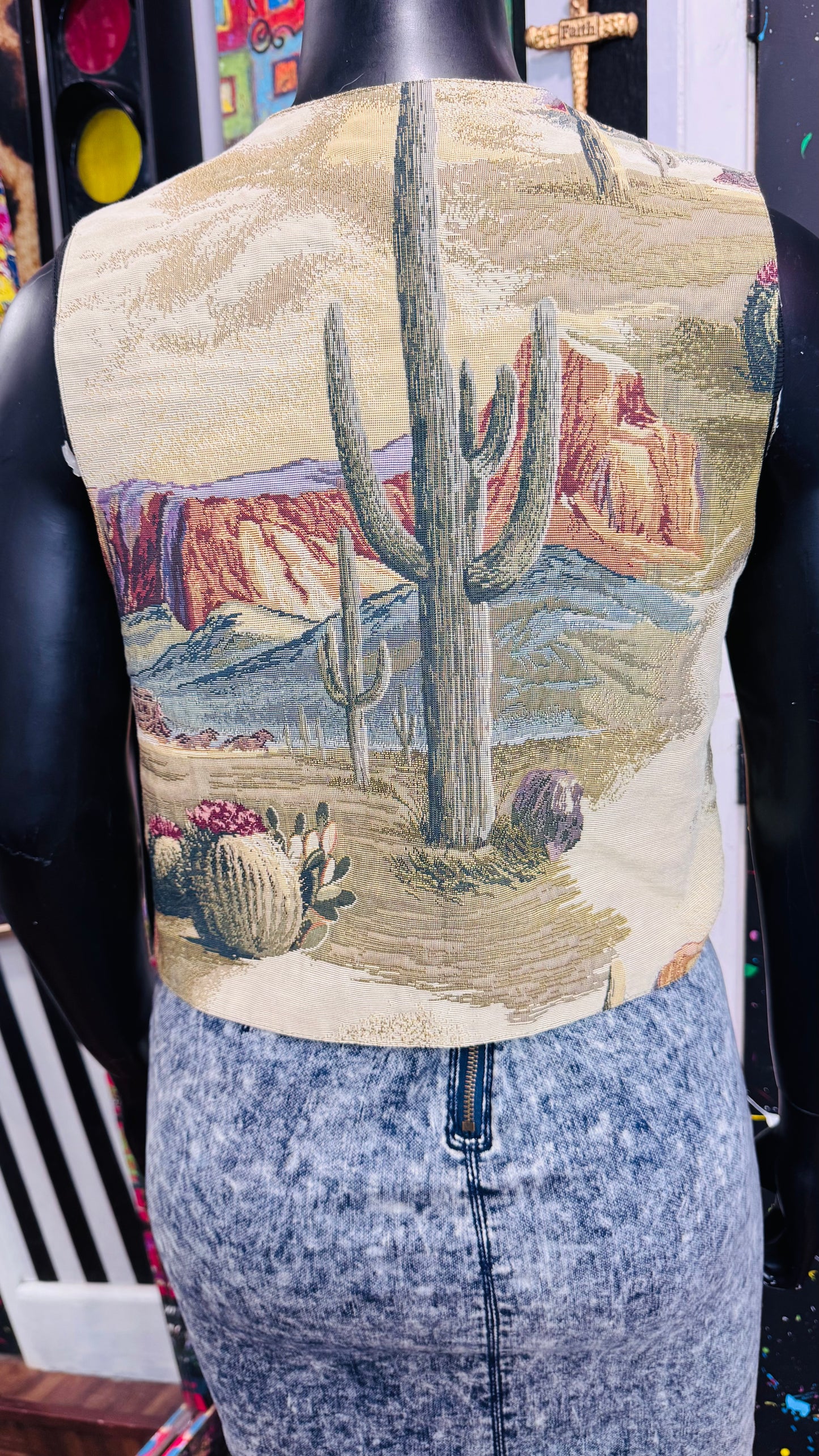 Vintage Arizona Vibes Vest (12)