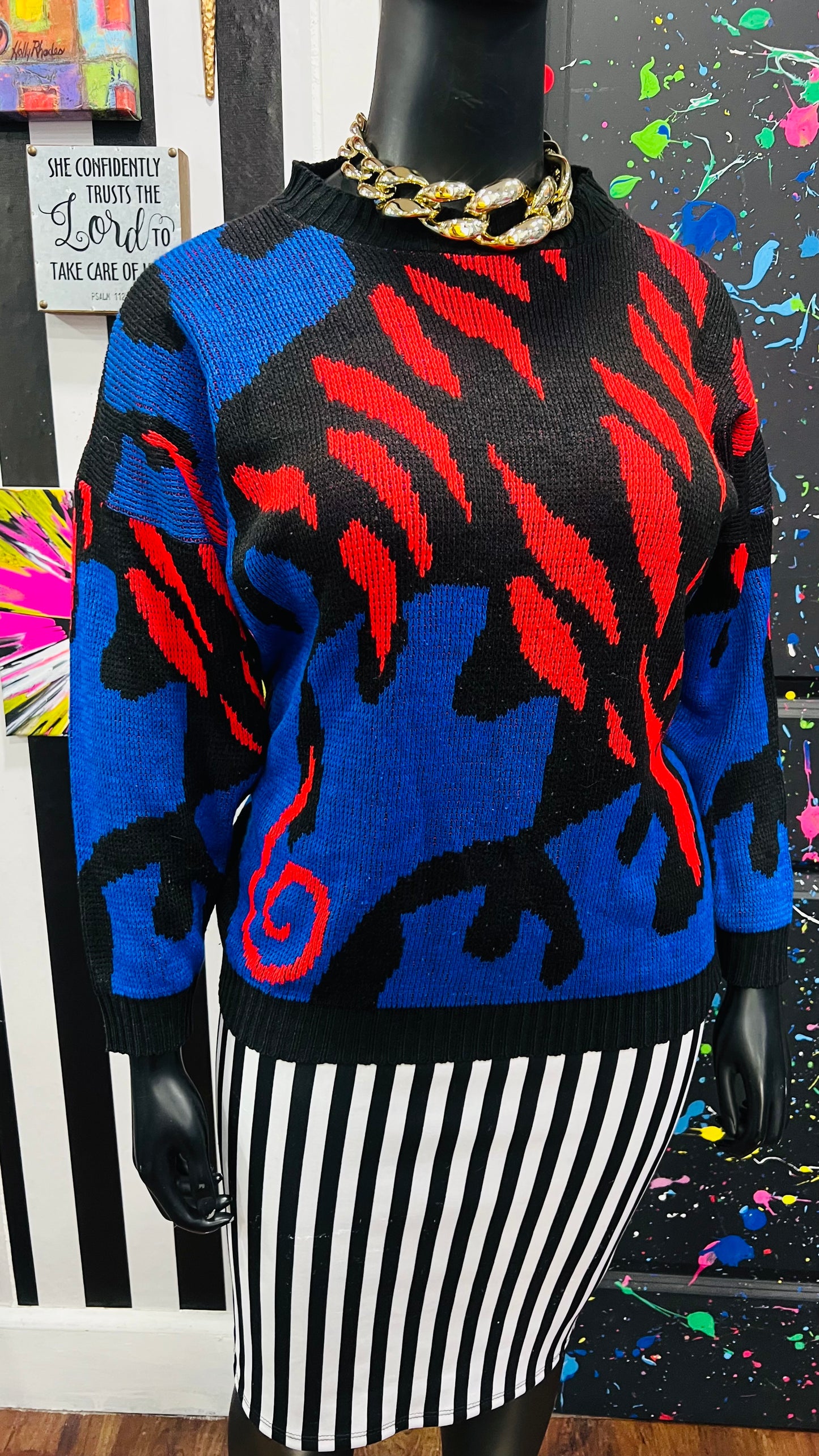 Vintage Abstract Sweater (22/24)