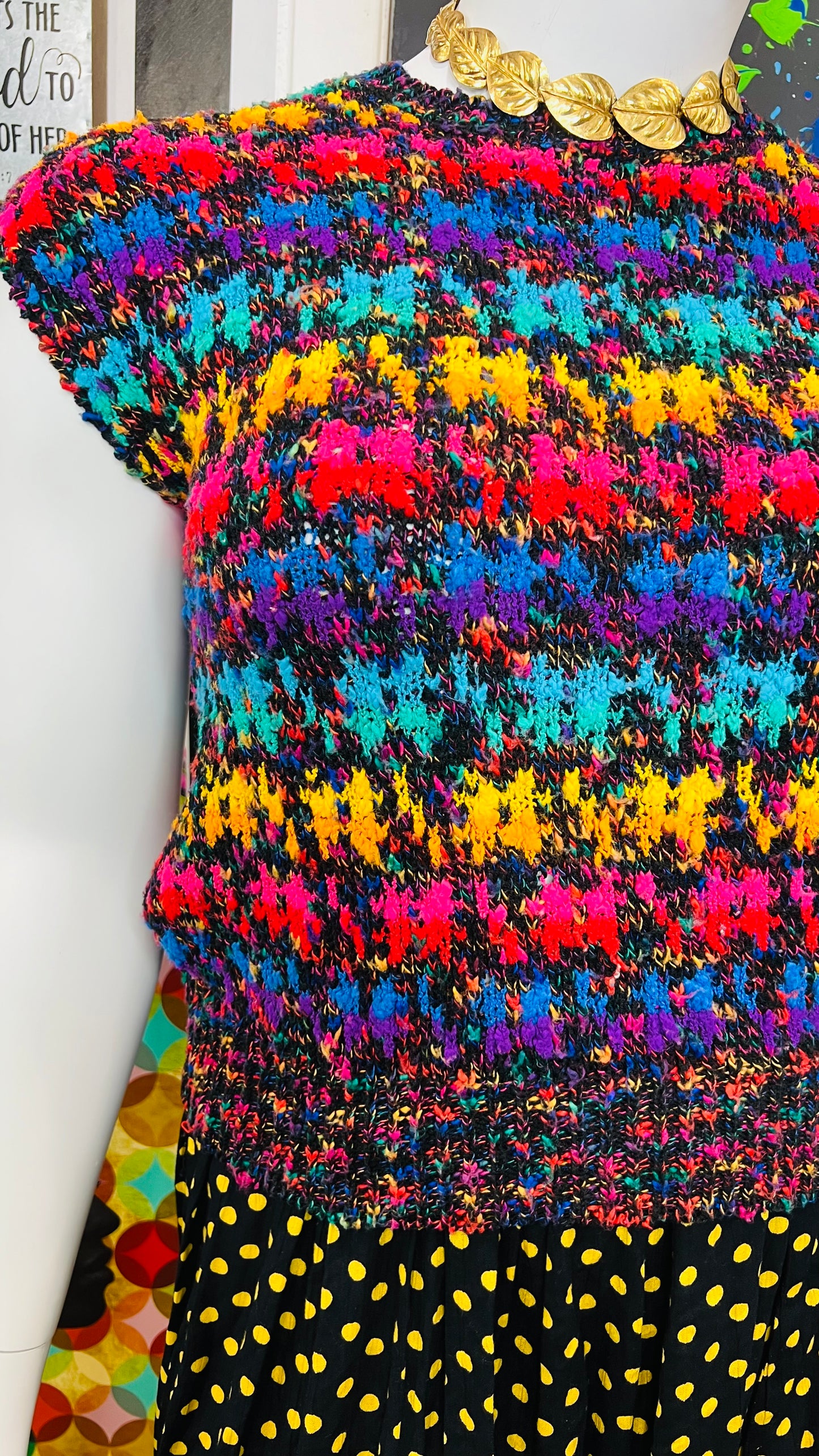 Vintage Colorful Knit Sweater Vest (14/16)