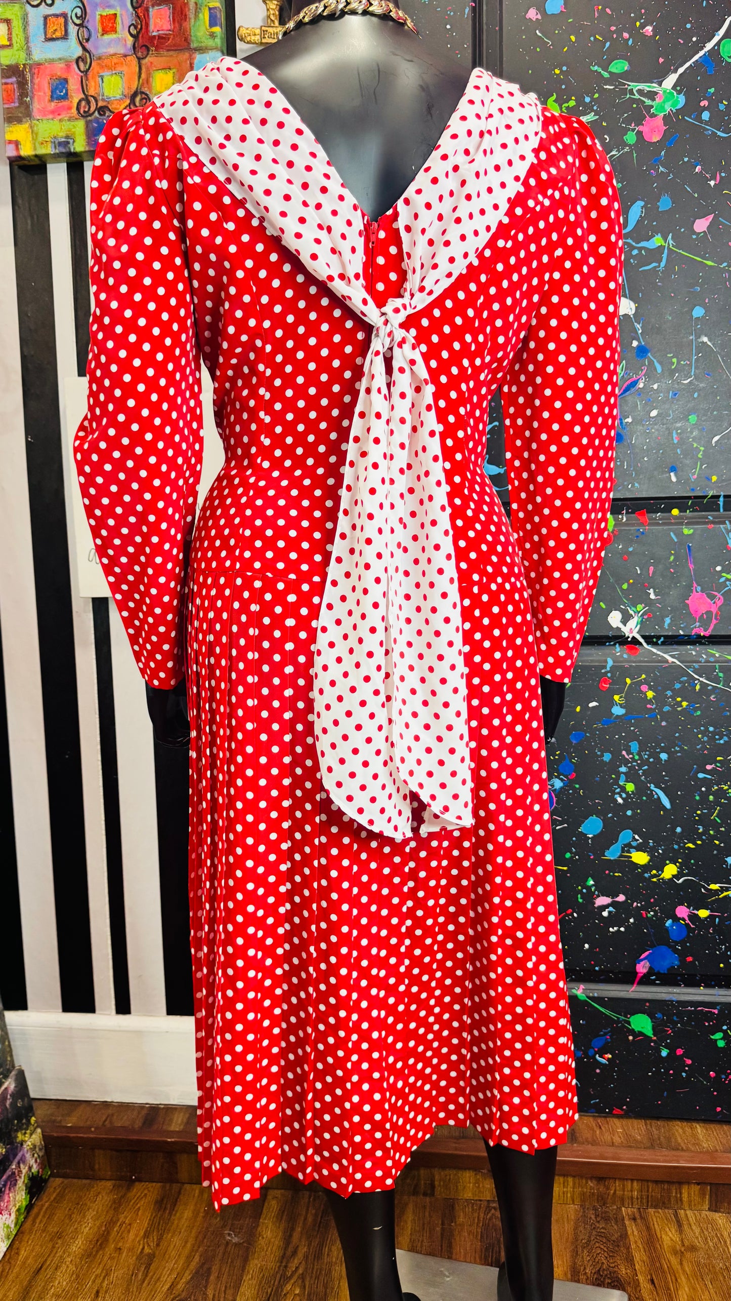 Vintage Red & White Polka Dot Dress (16)