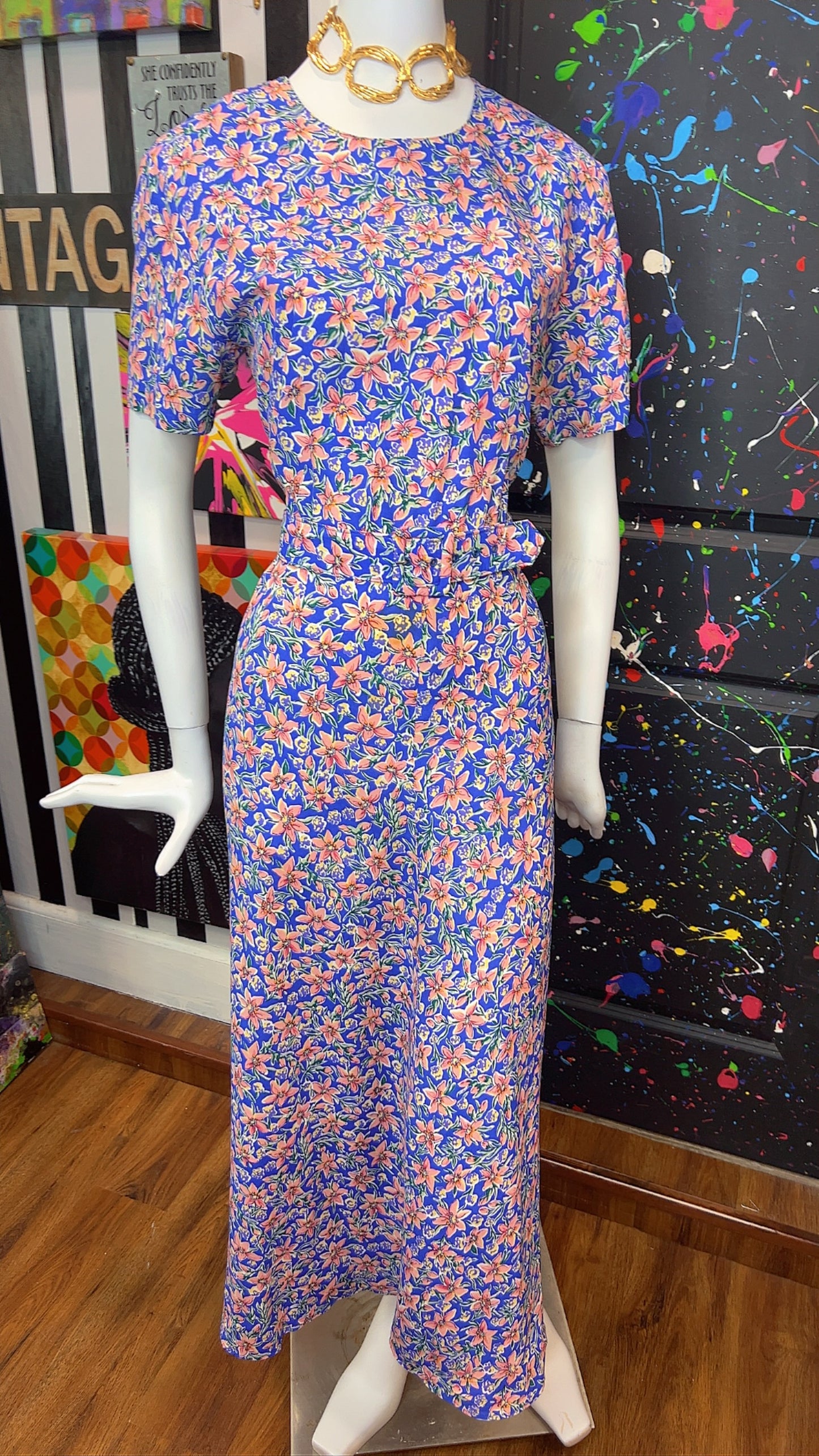 Vintage Floral Dress w/ Belt (14)