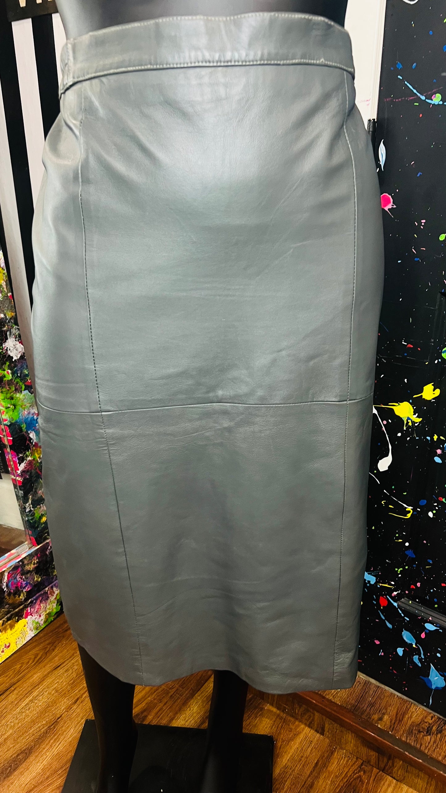 Vintage Genuine Leather Grey Skirt (16)