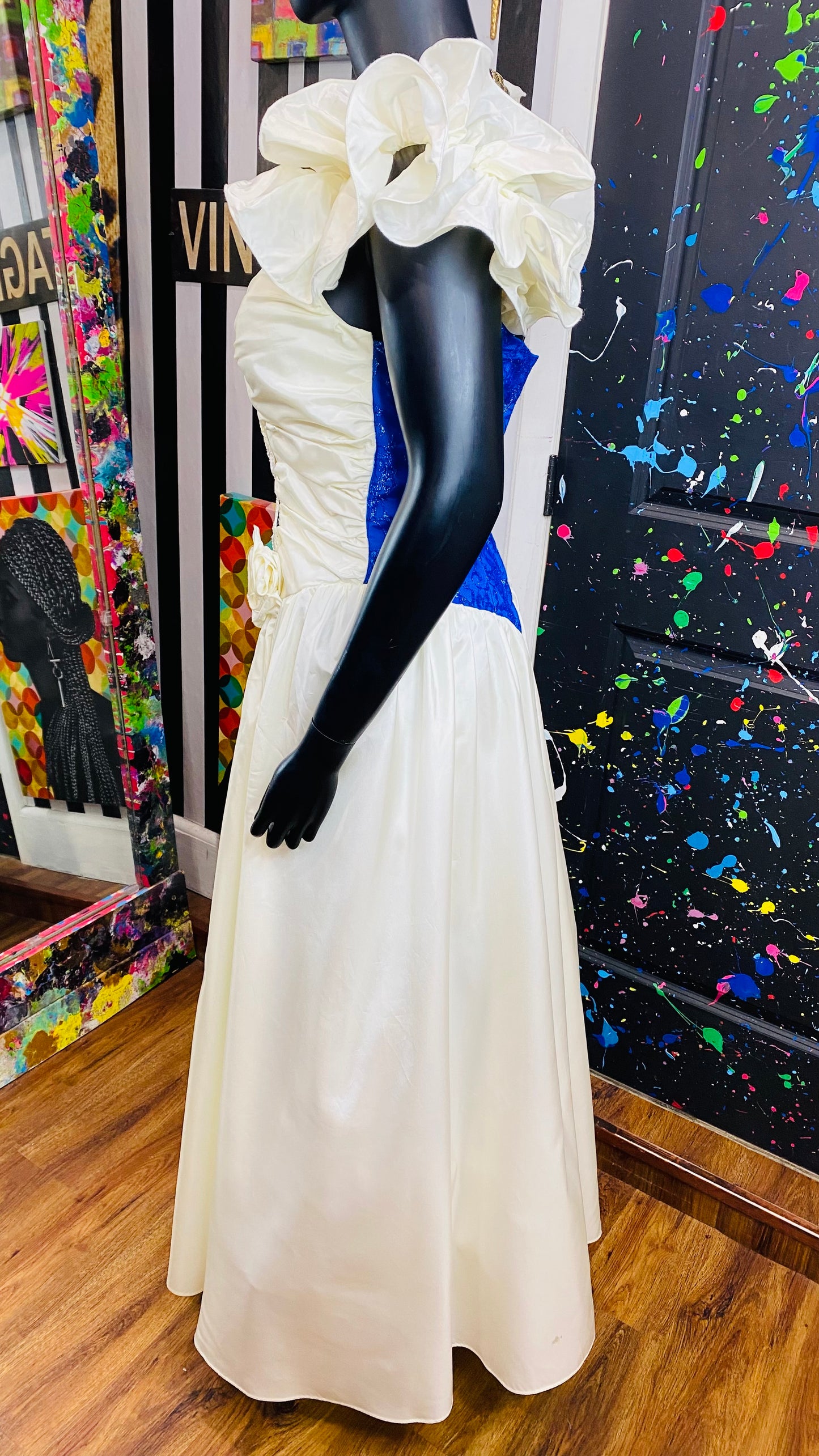 Vintage Blue & Off White Wedding Gown (18) Fits Like a Modern 12/14