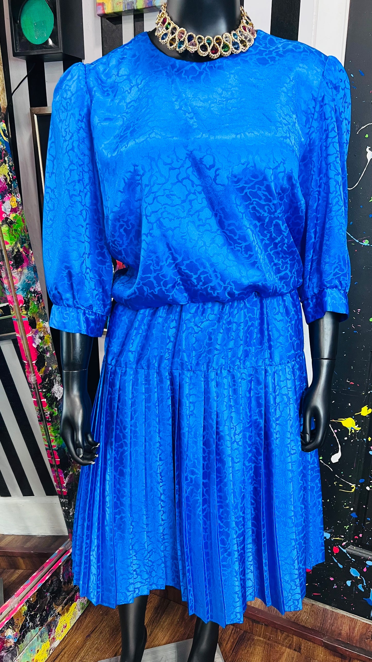 Vintage Blue Pleated Dress (16)