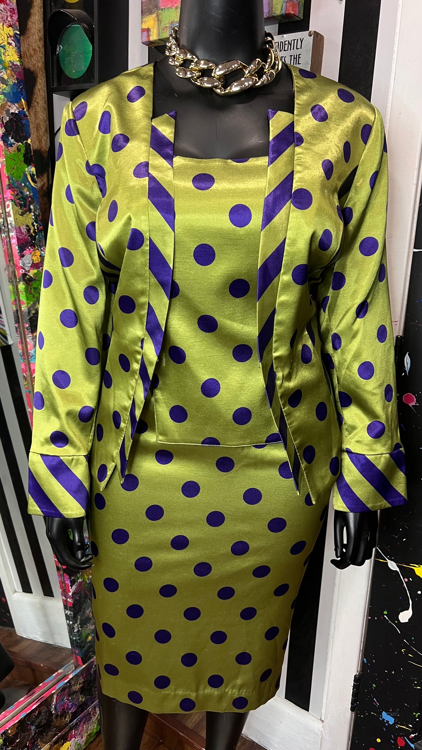 Vintage Green & Purple Skit Suit (22W)