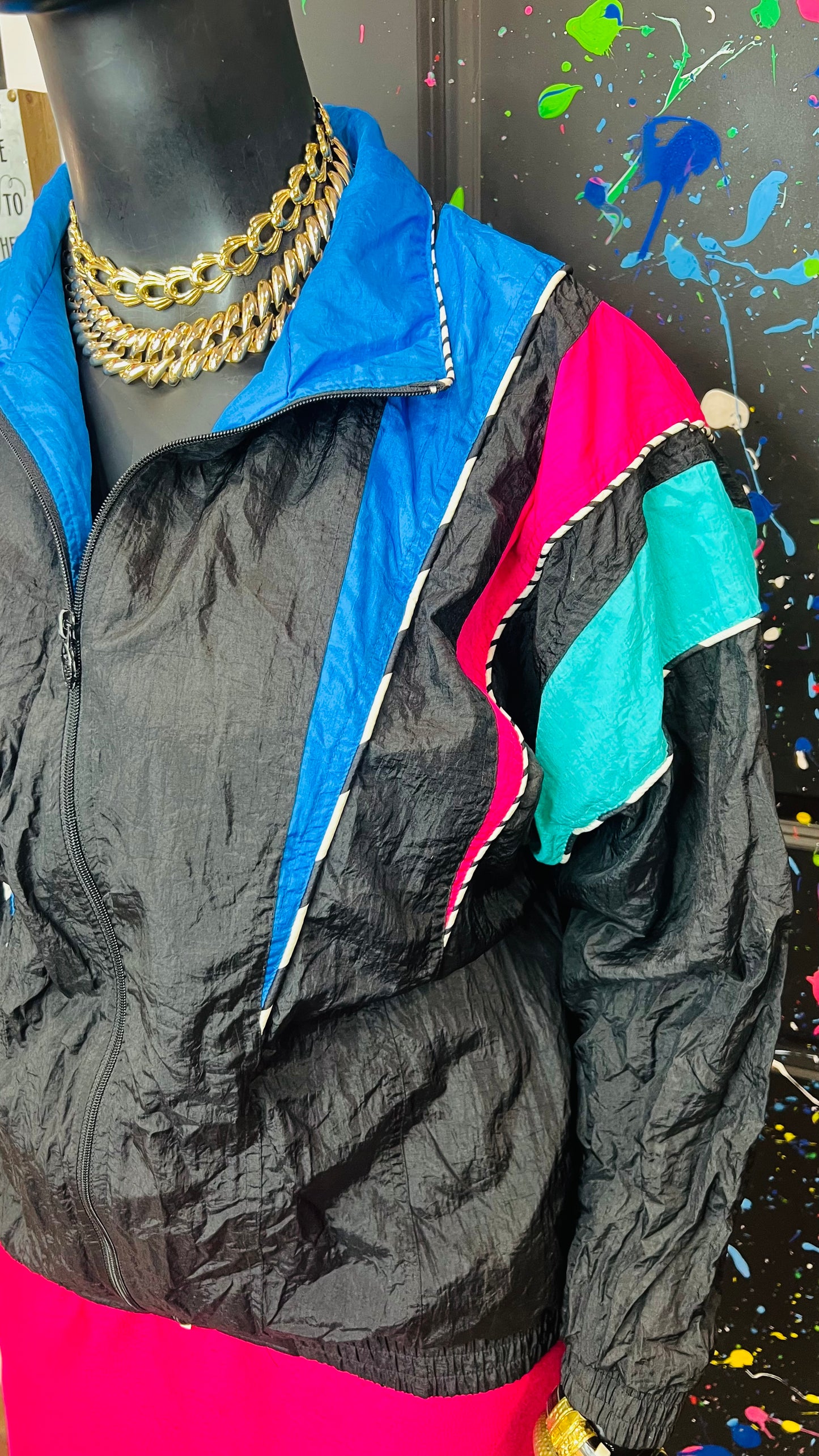 Vintage Windbreaker Jacket (18)