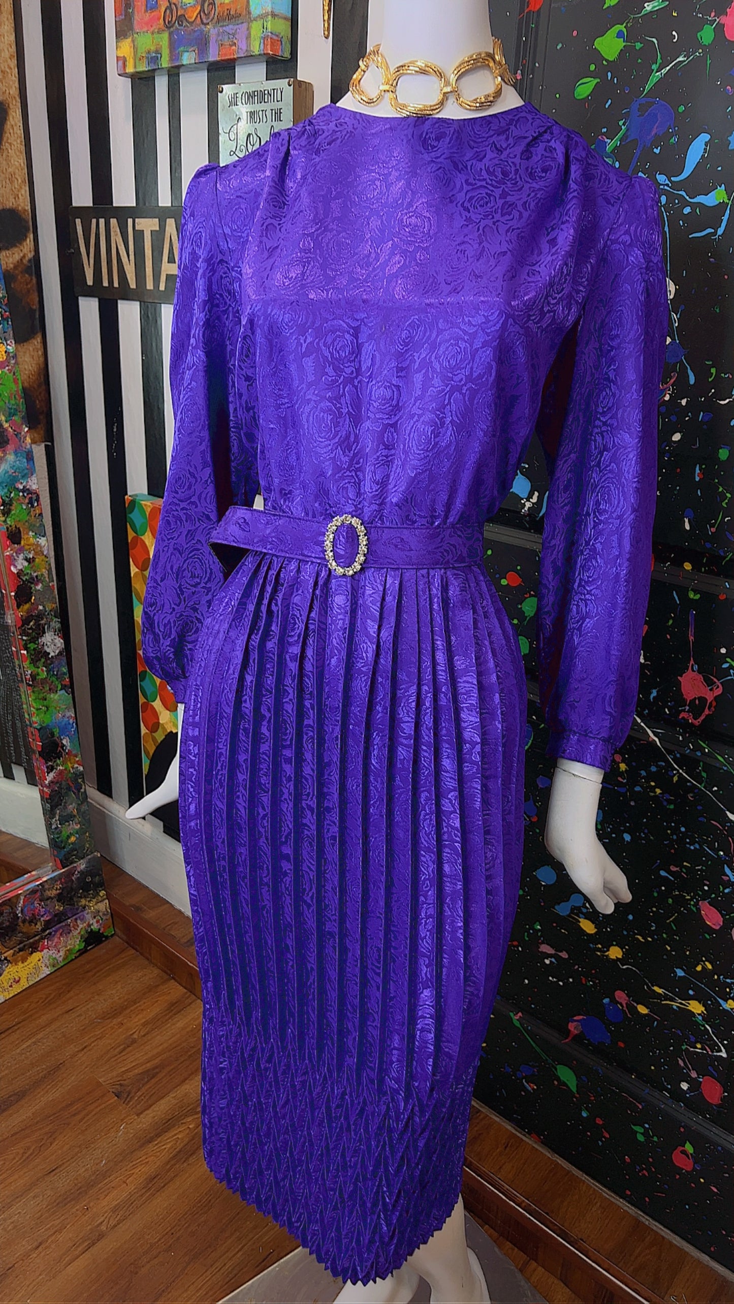 Vintage Purple Pleated Dress w/ Belt (16)