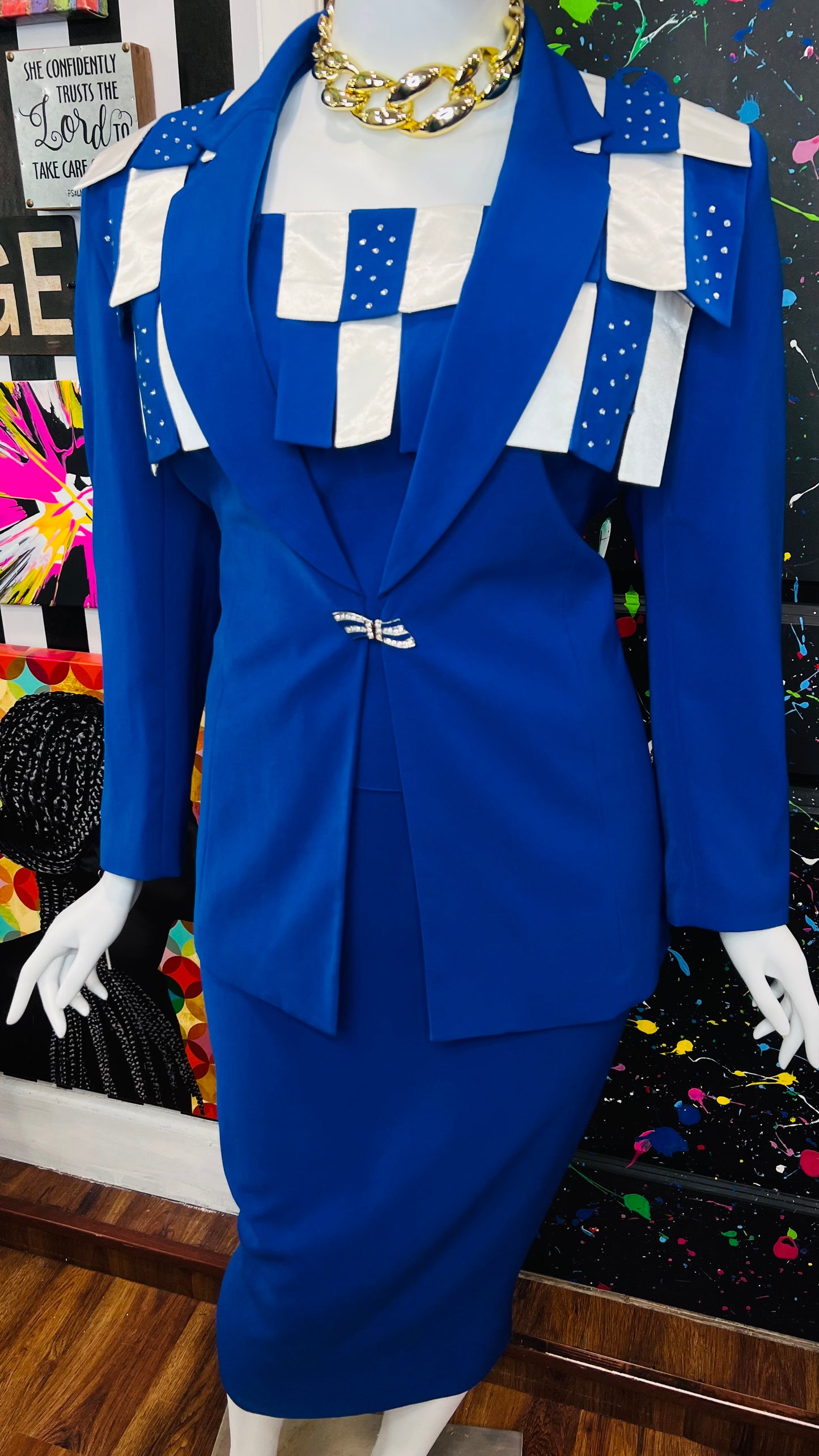 Vintage Blue & White Rhinestone Business Suit (20)