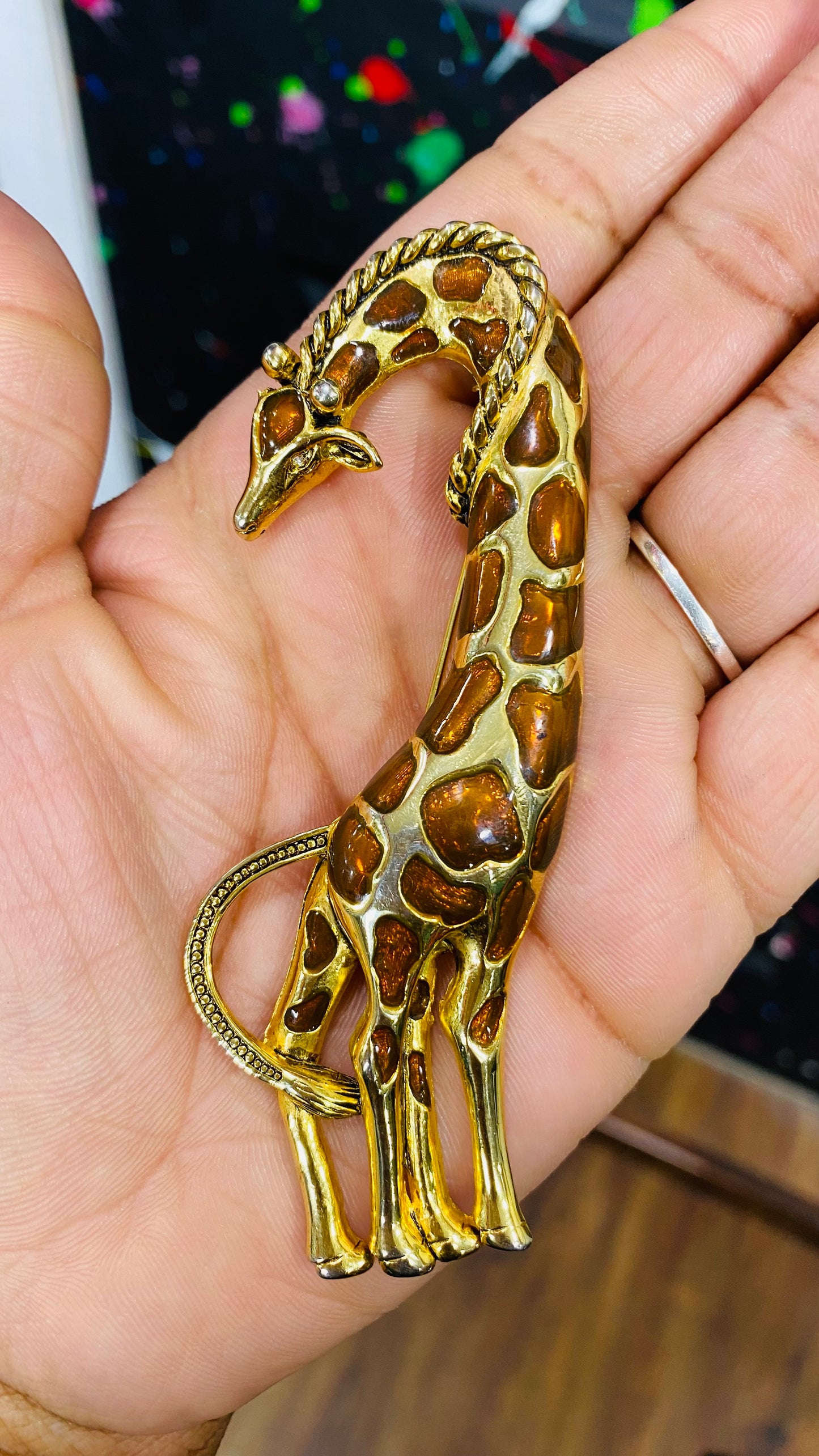 Vintage Giraffe Brooch Pin