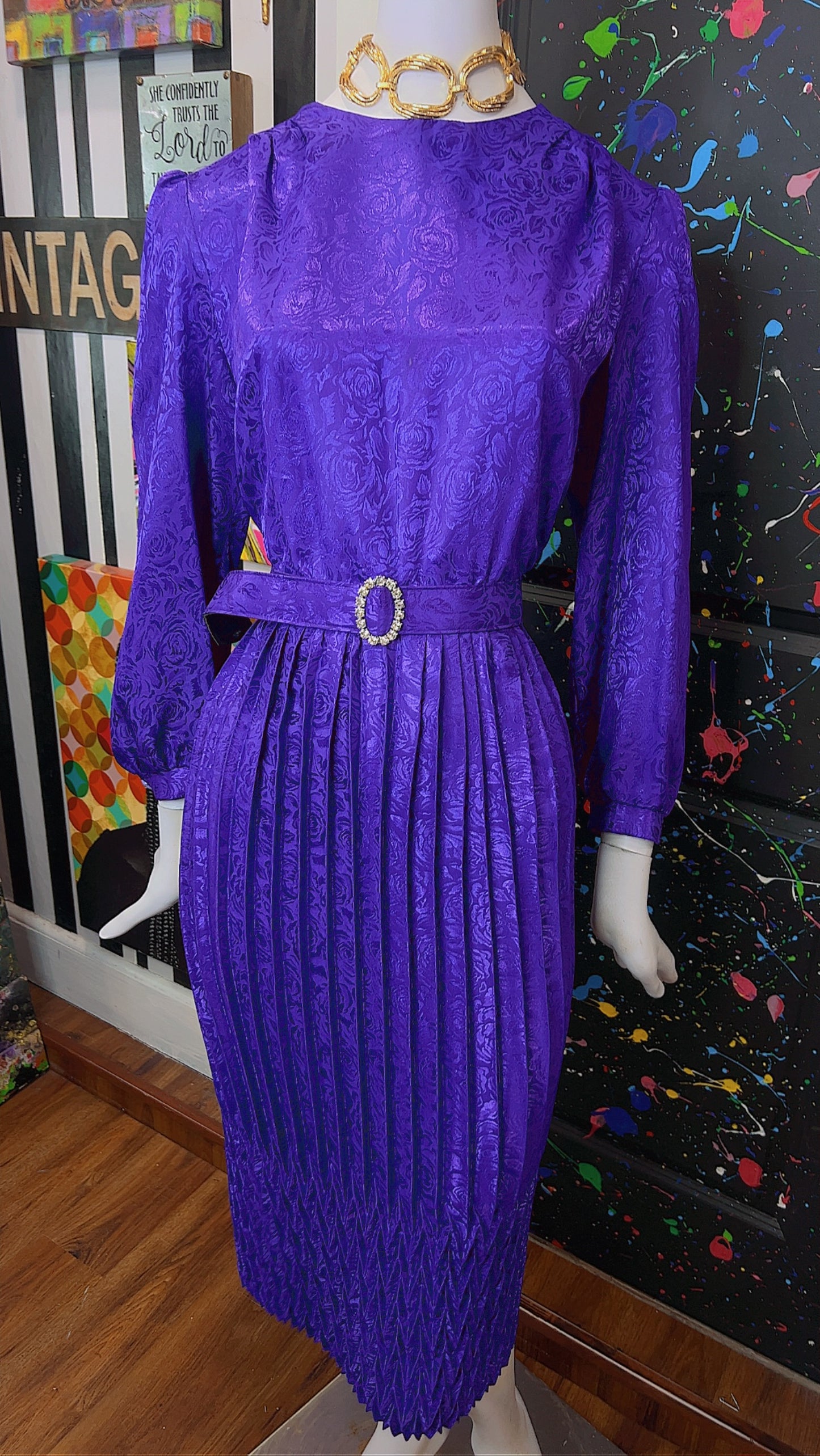 Vintage Purple Pleated Dress w/ Belt (16)