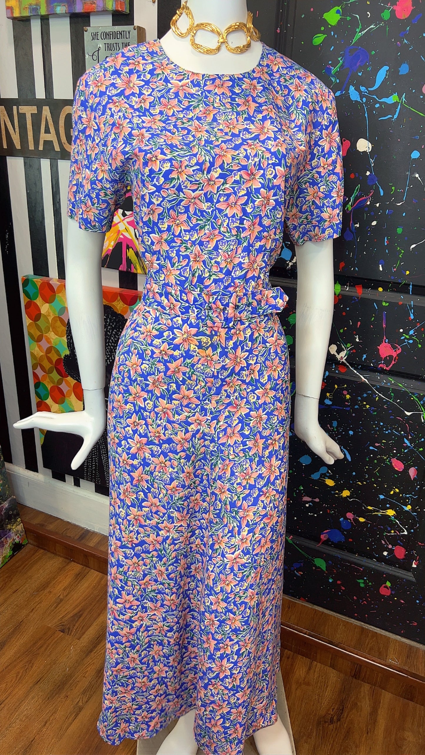 Vintage Floral Dress w/ Belt (14)