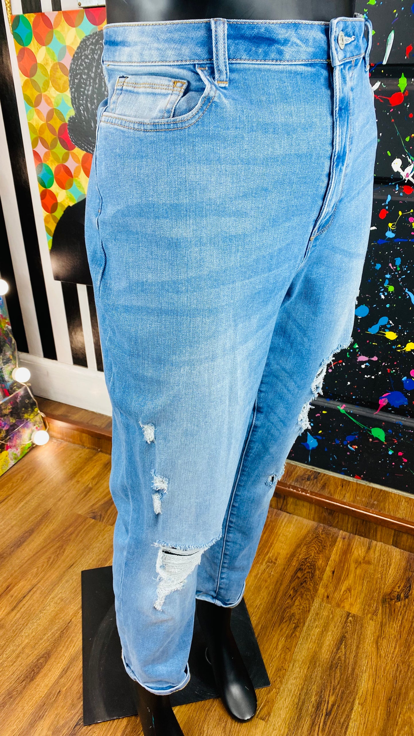 Arizona Distressed Jeans