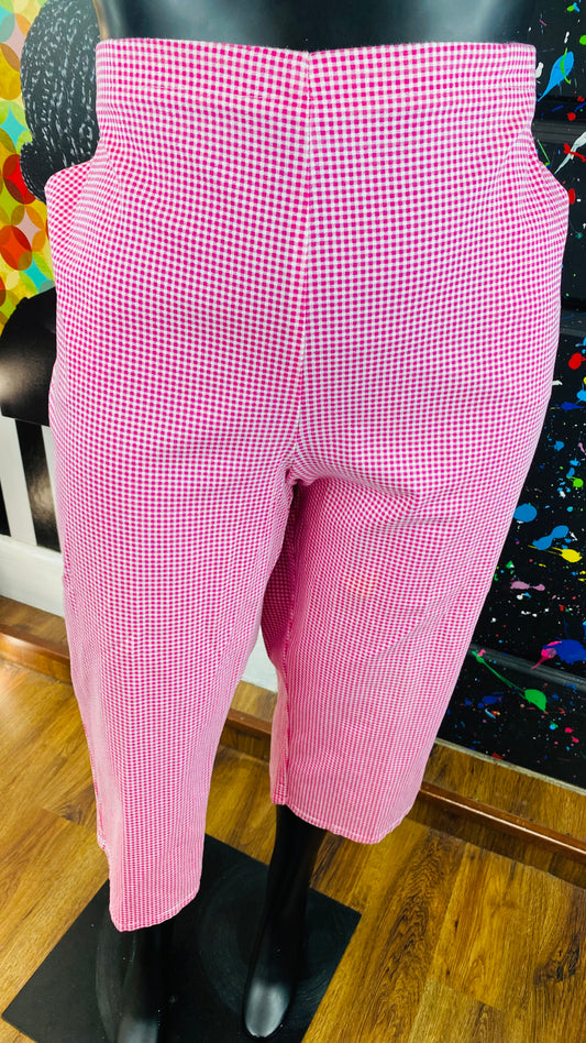 Denim&Co. Pink&White Capri Pants