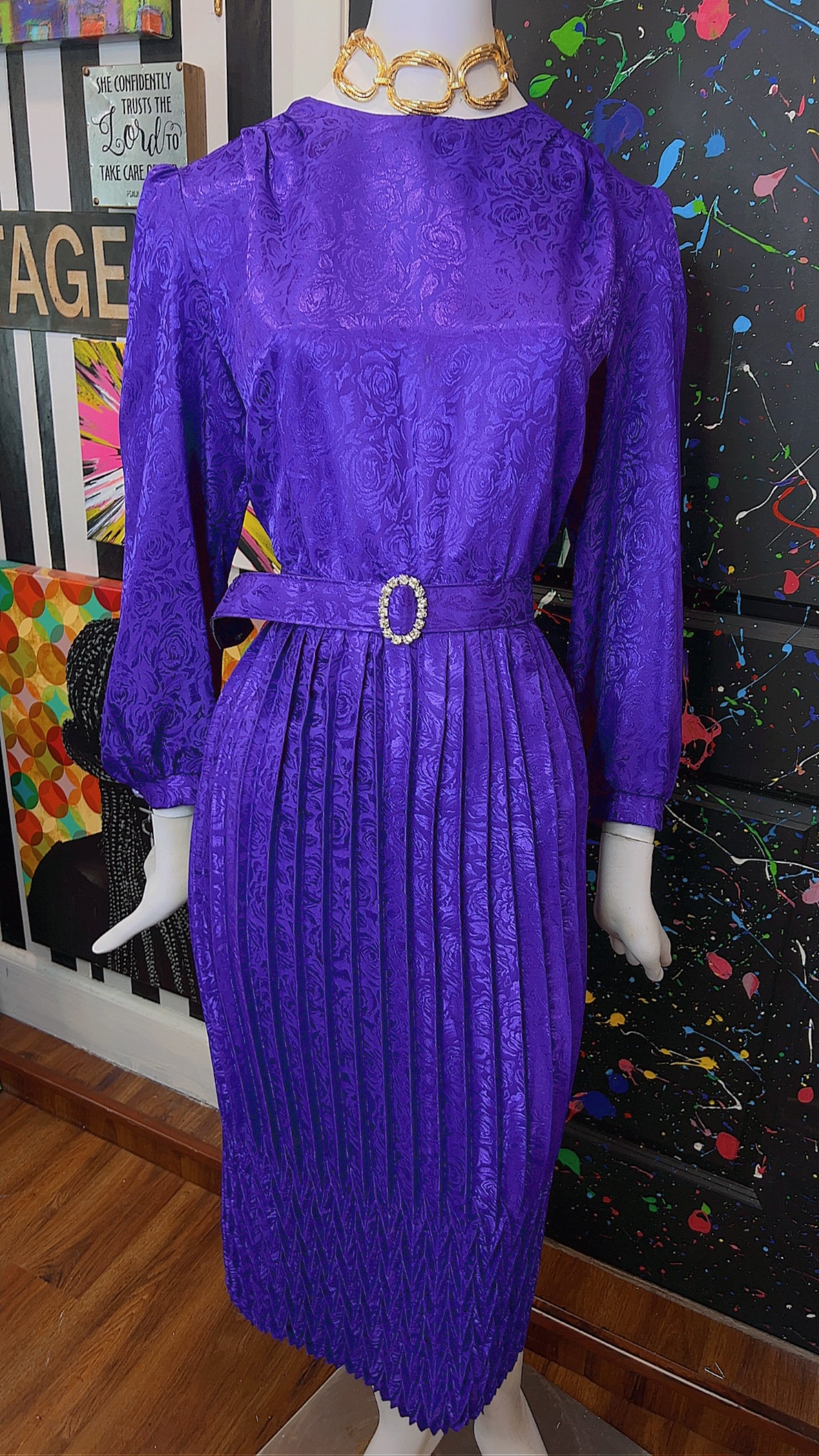Vintage Purple Pleated Dress w/ Belt (16)