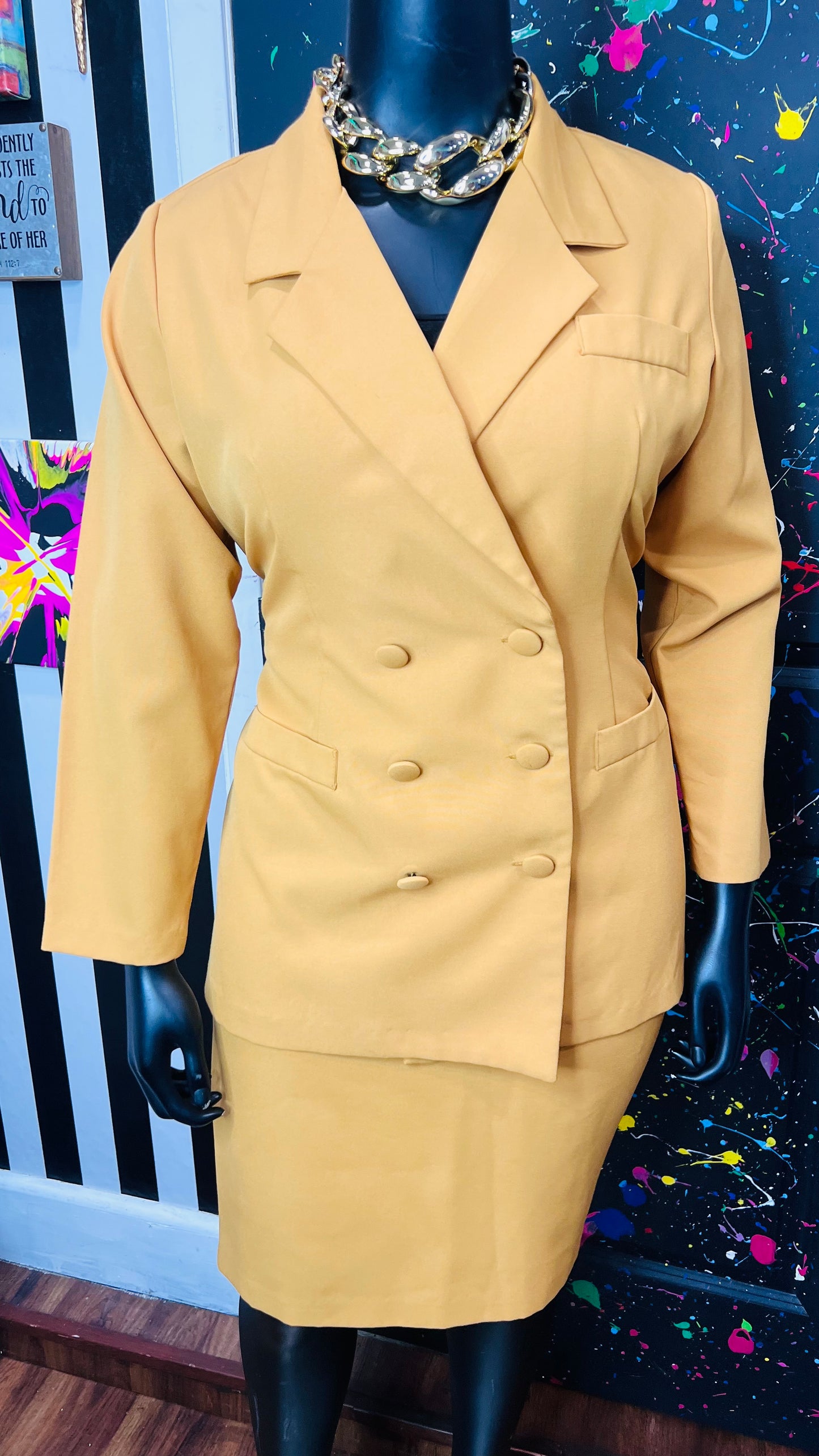 Vintage Gold Skirt Suit (16)
