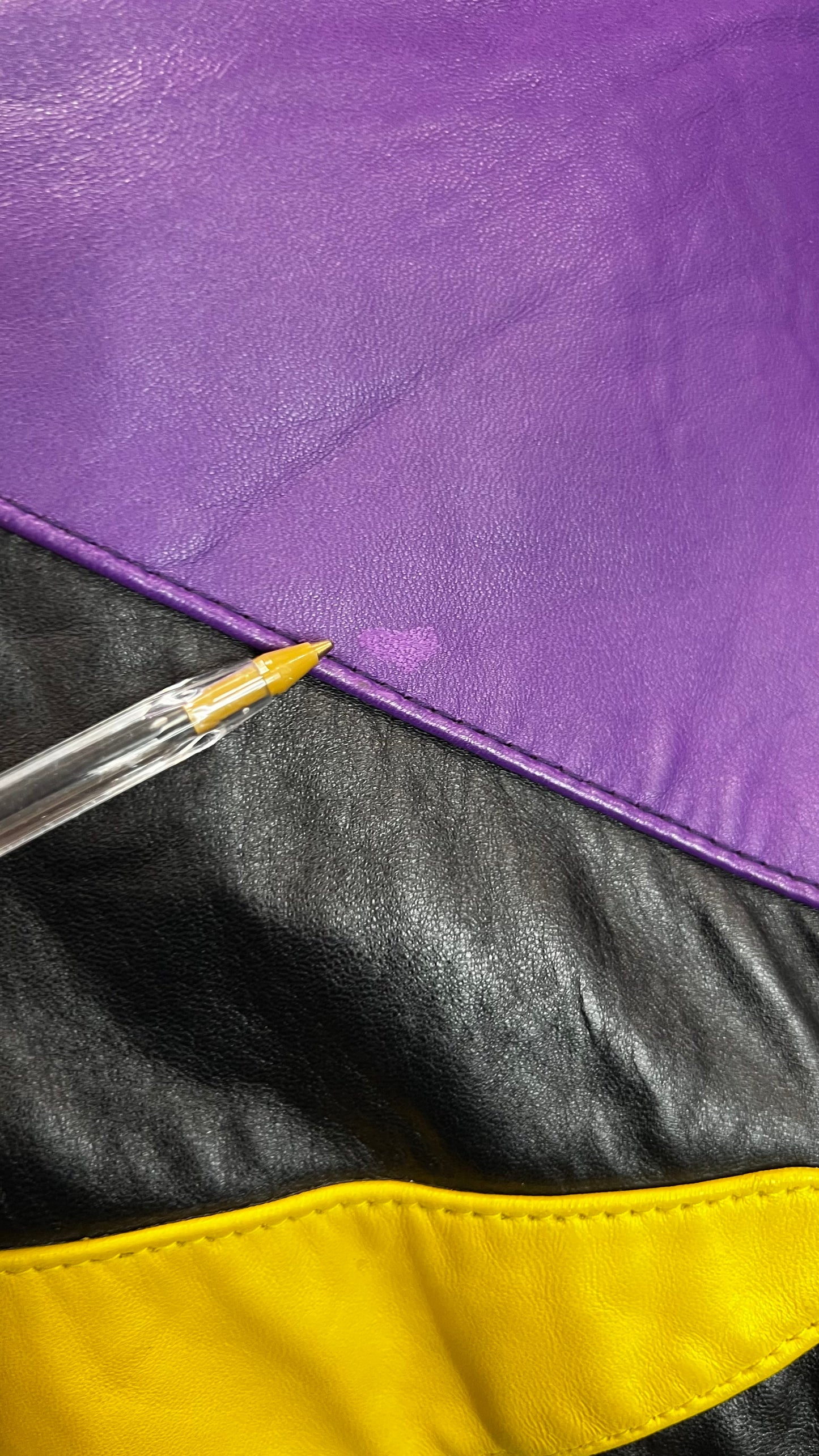 Vintage Genuine Leather Funky Bomber (22)