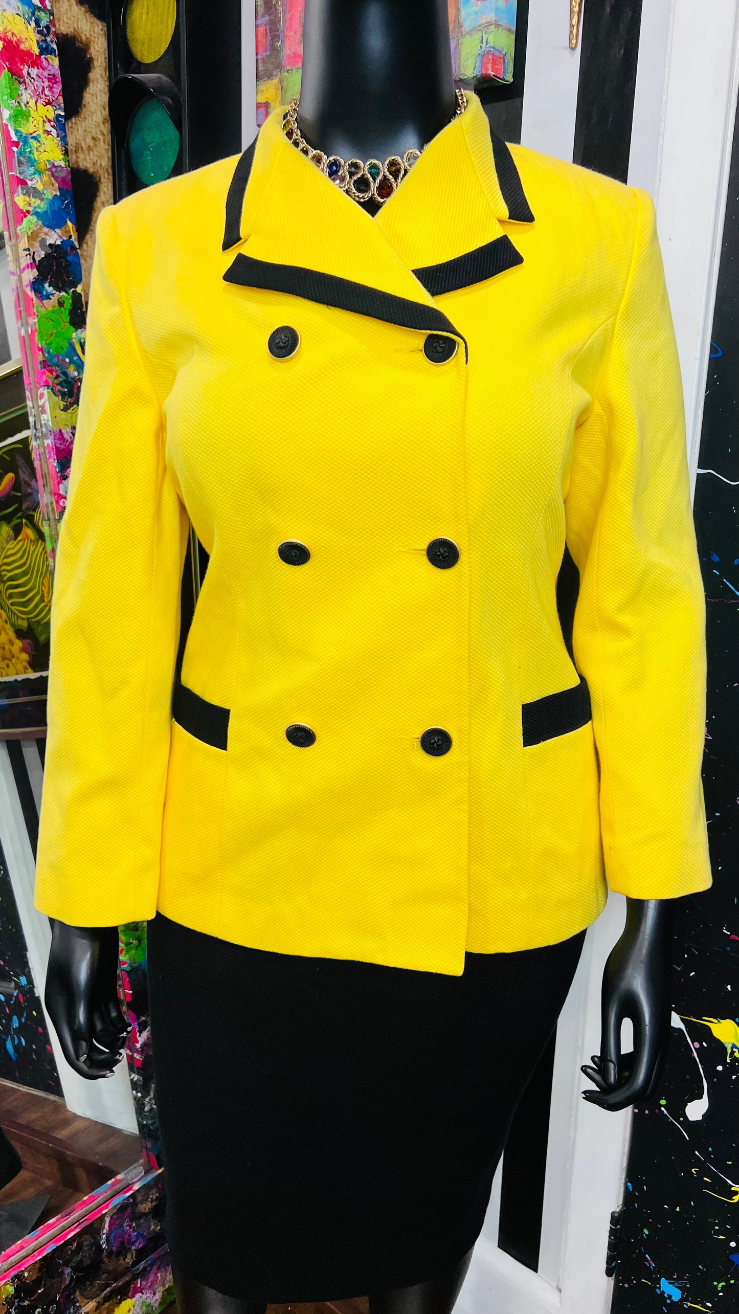 Vintage BOLD Yellow & Black Skirt Set (14)