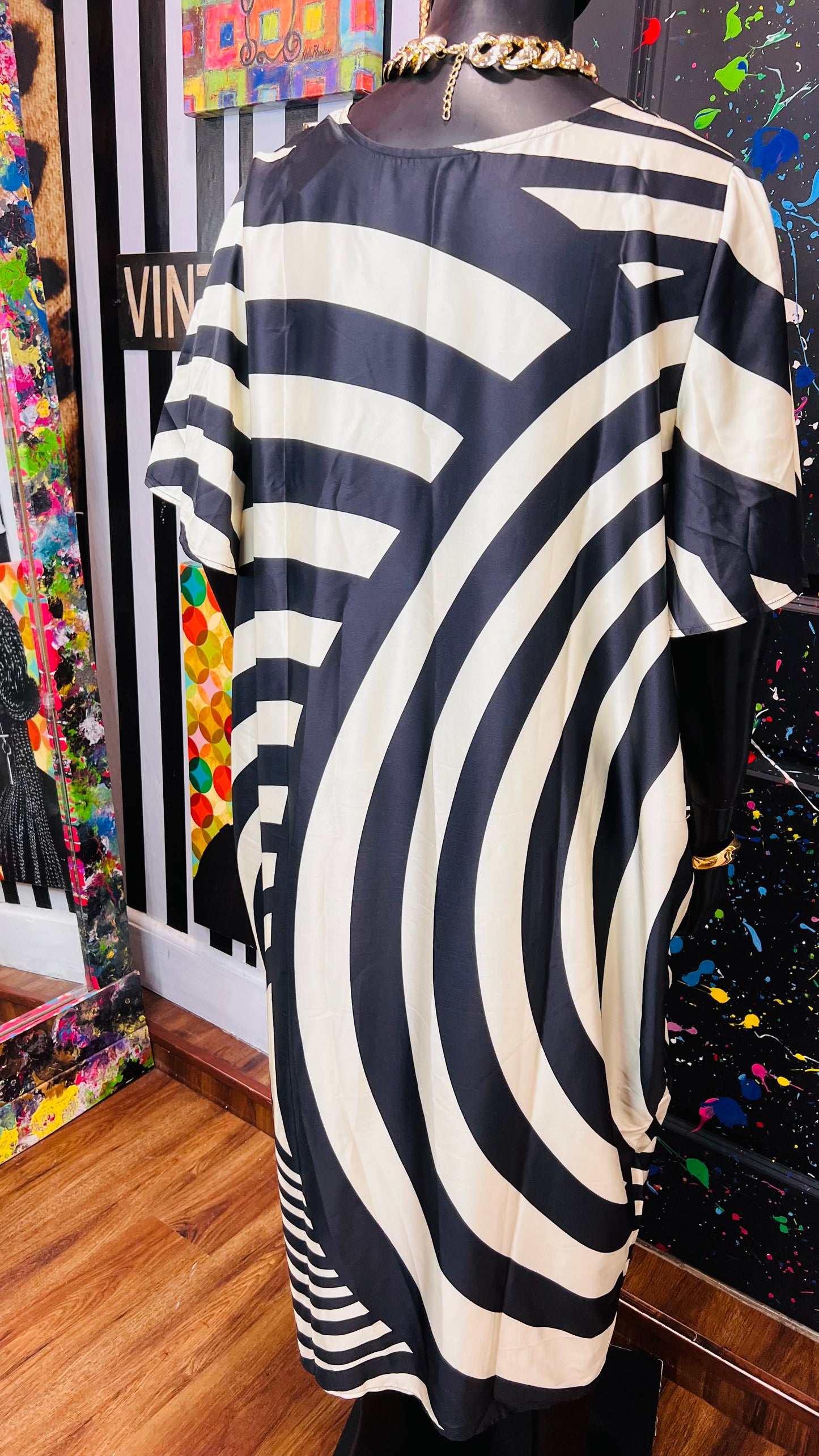 Silk Like Cream & Black Dress (16)