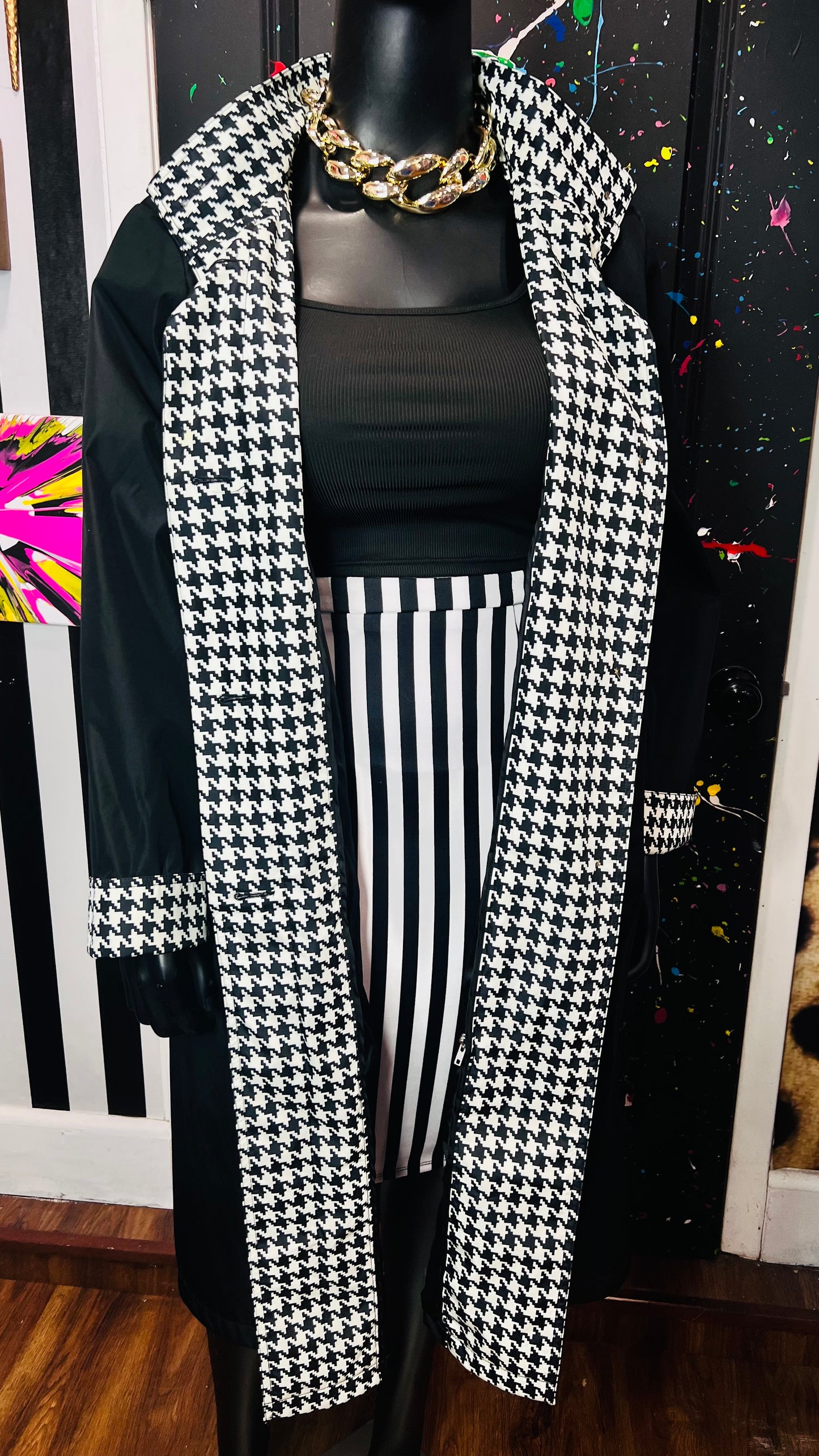 Vintage Hounds Tooth Rain Coat (20W)